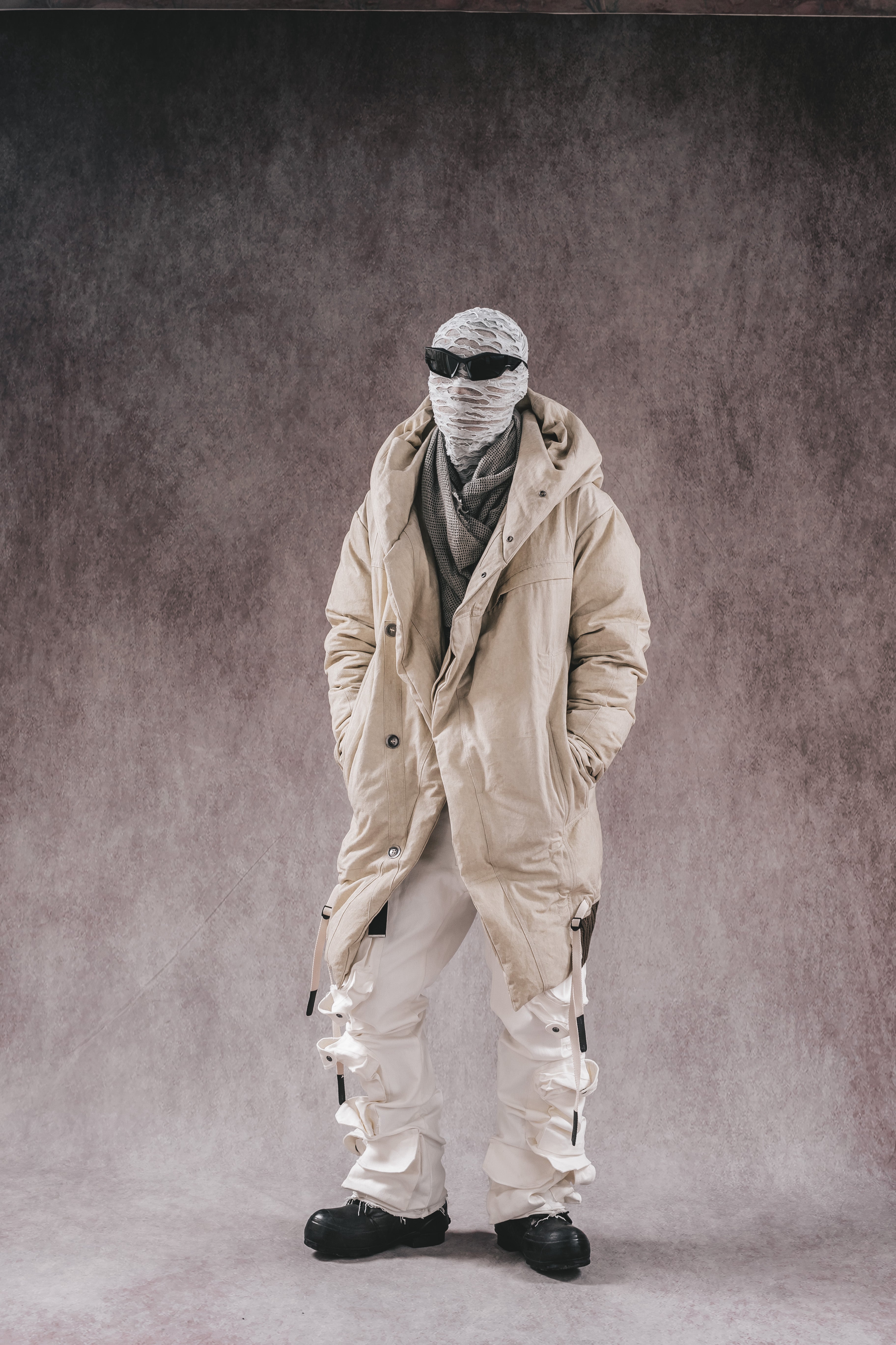 FELPA CON CAPPUCCIO IMBOTTITA DRKLEI ICEFIELD WIZARD