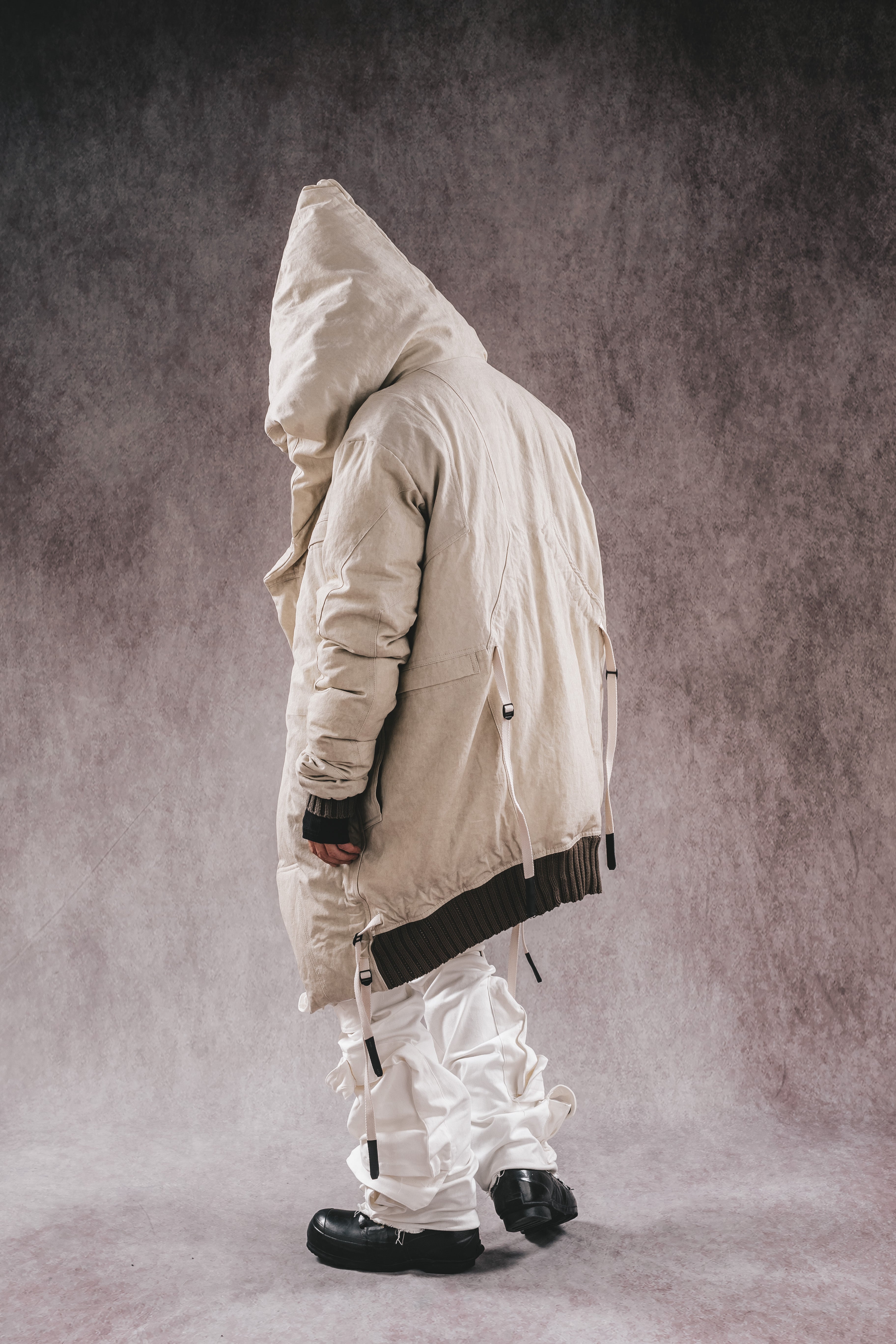 FELPA CON CAPPUCCIO IMBOTTITA DRKLEI ICEFIELD WIZARD