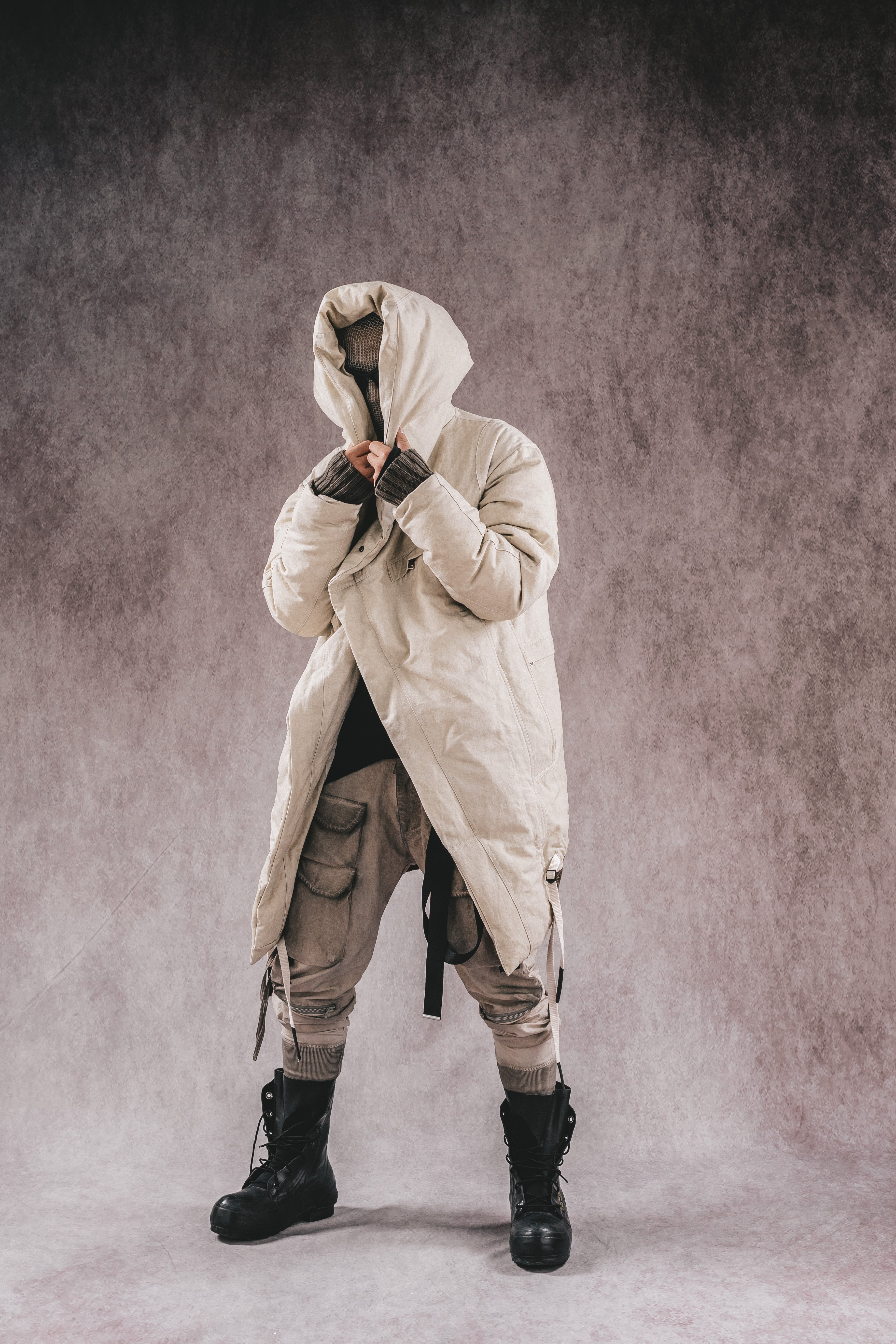 FELPA CON CAPPUCCIO IMBOTTITA DRKLEI ICEFIELD WIZARD