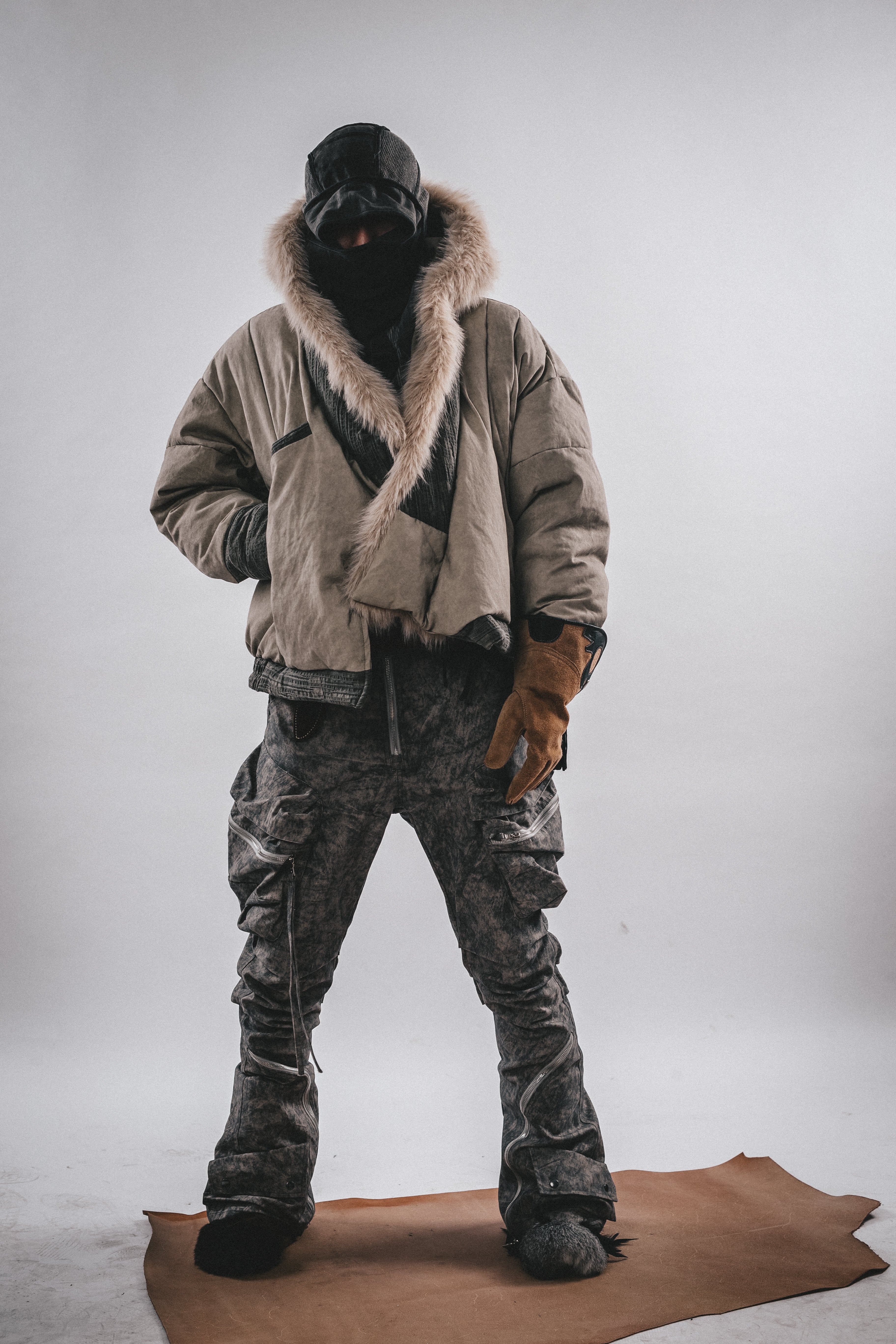 DRKLEI Hunter Cloak Down