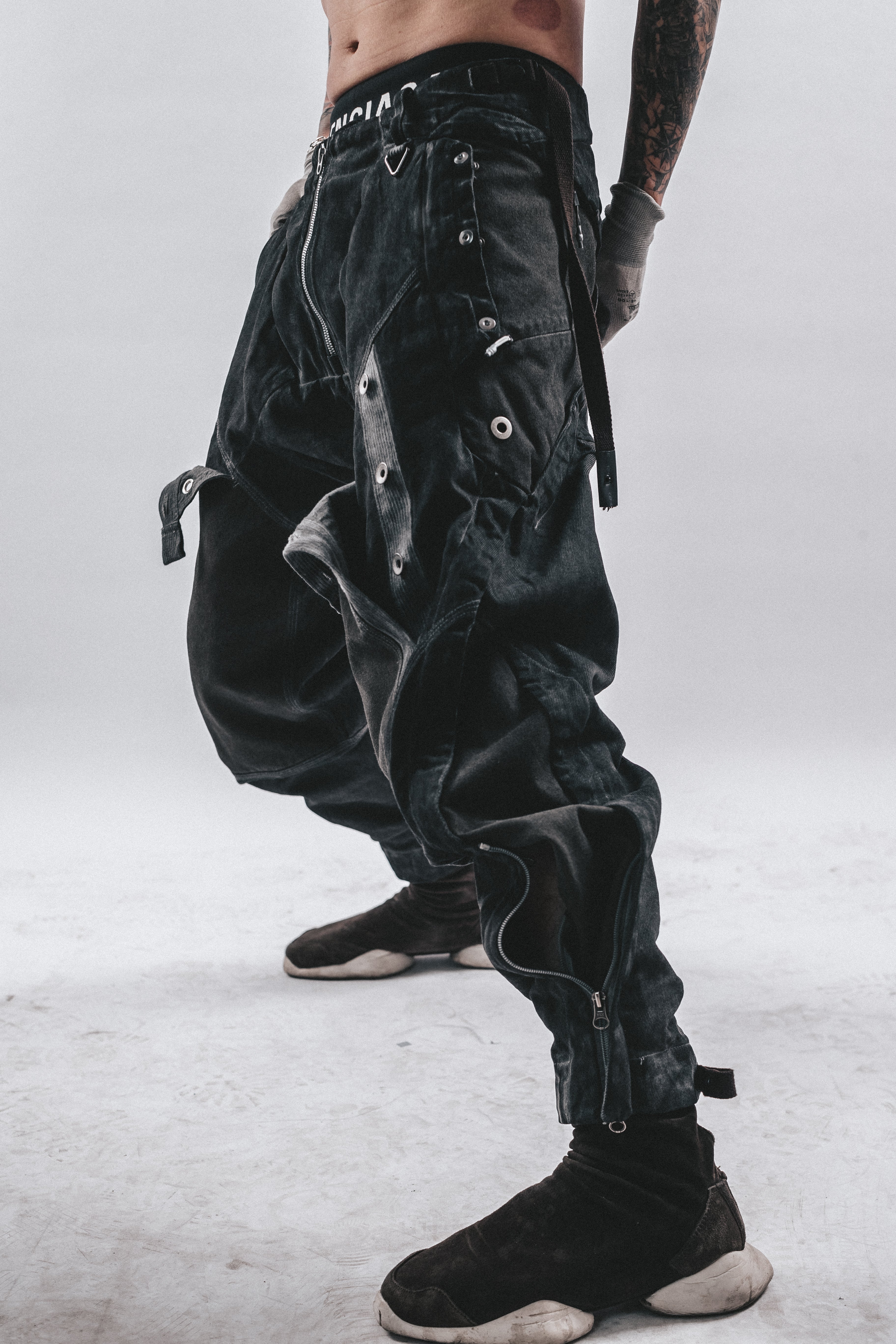 DRKLEI WASTELAND ADJUSTABLE CARGO PANTS