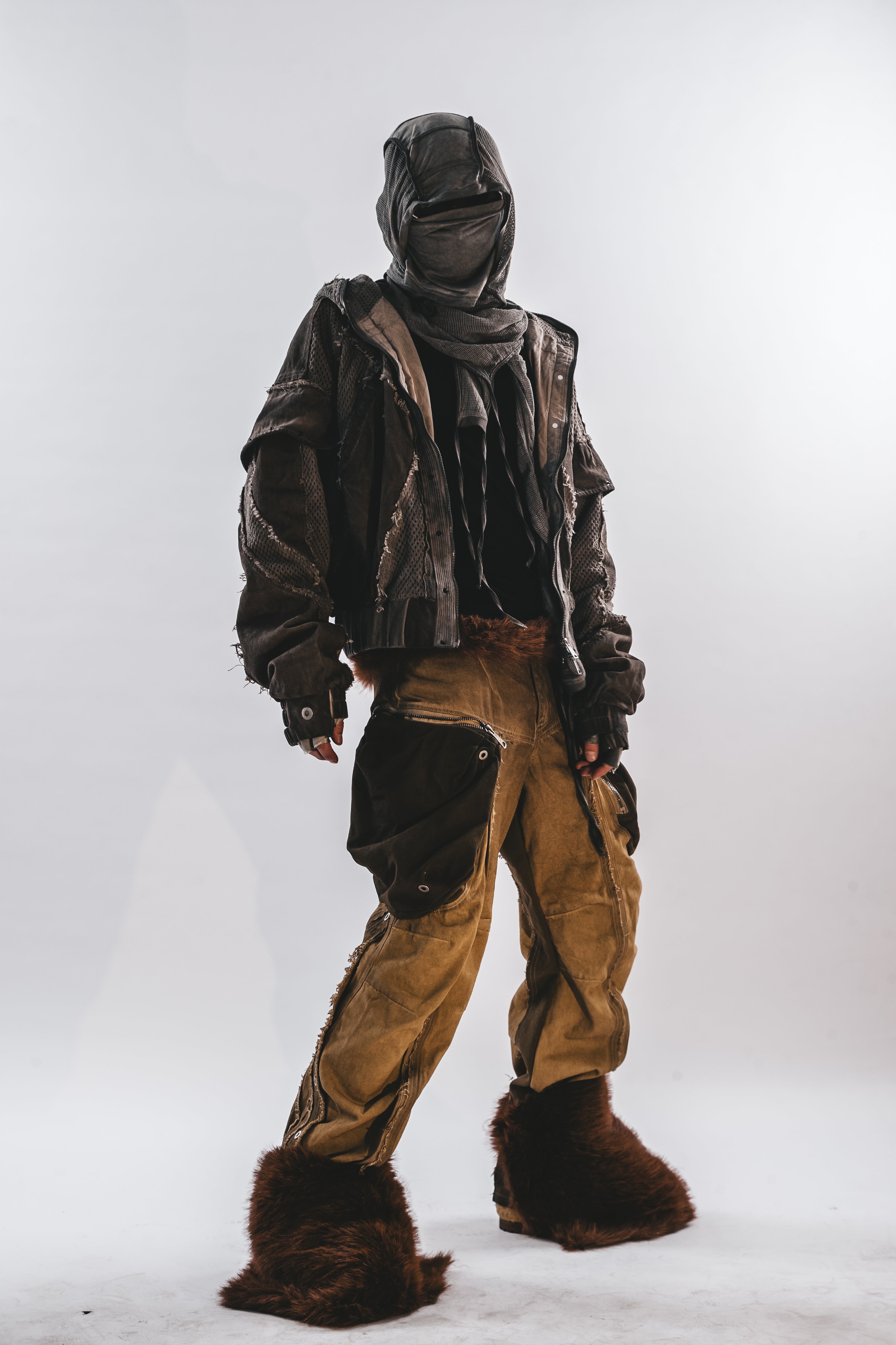 GIACCA CON CAPPUCCIO IN RETE LAVATA DRKLEI