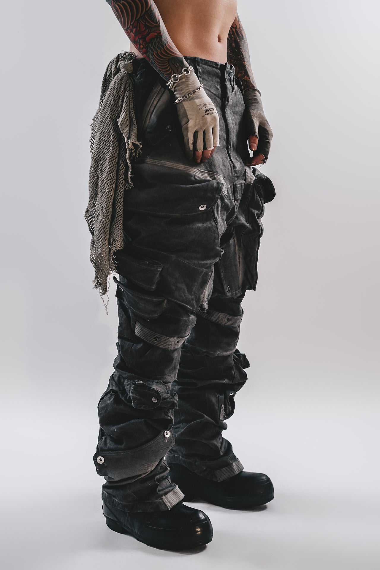 PANTALONI CARGO DRKLEI CON BORCHIE AD ARCO