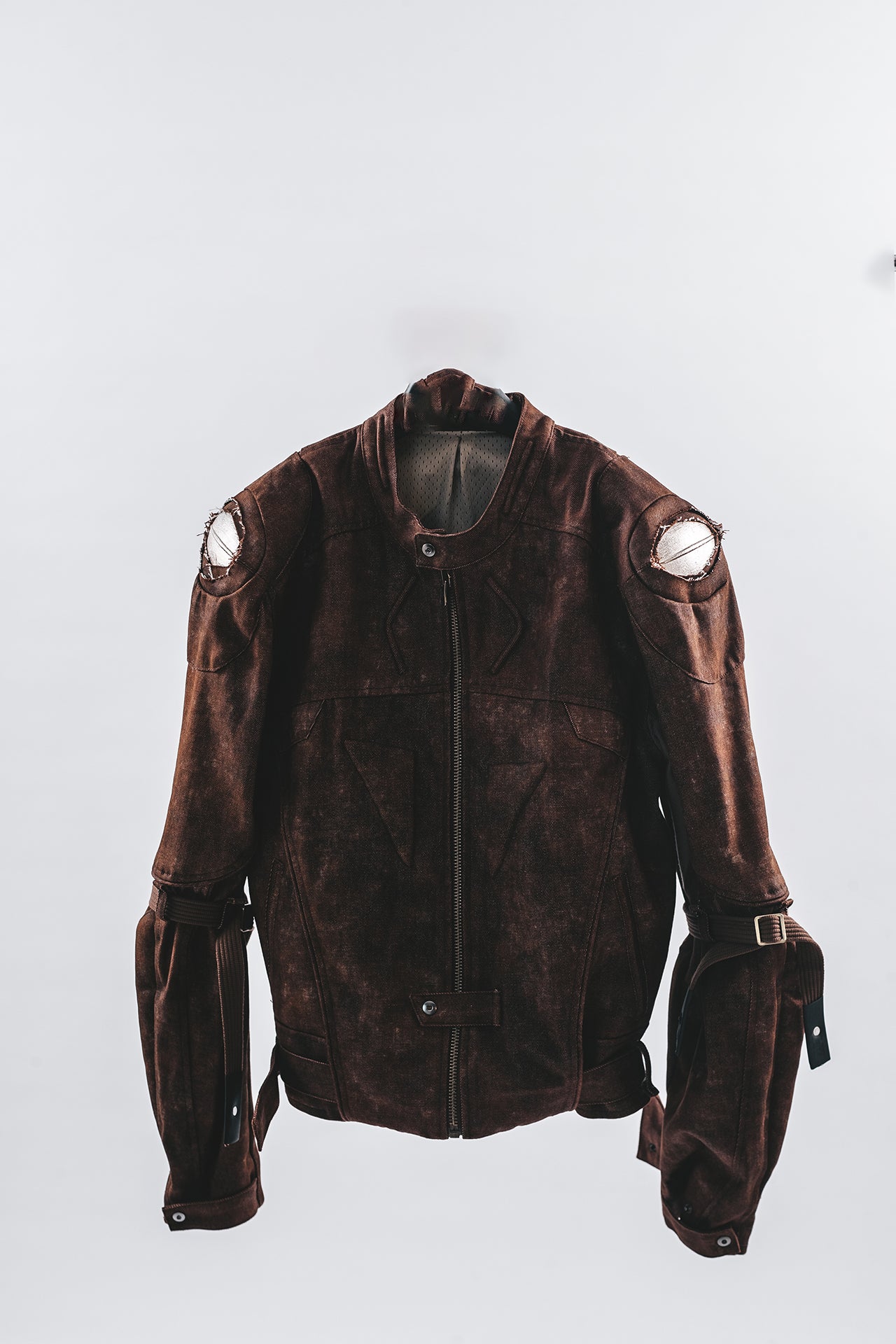 GIACCA METALLICA CON BORDO DORSALE DRKLEI