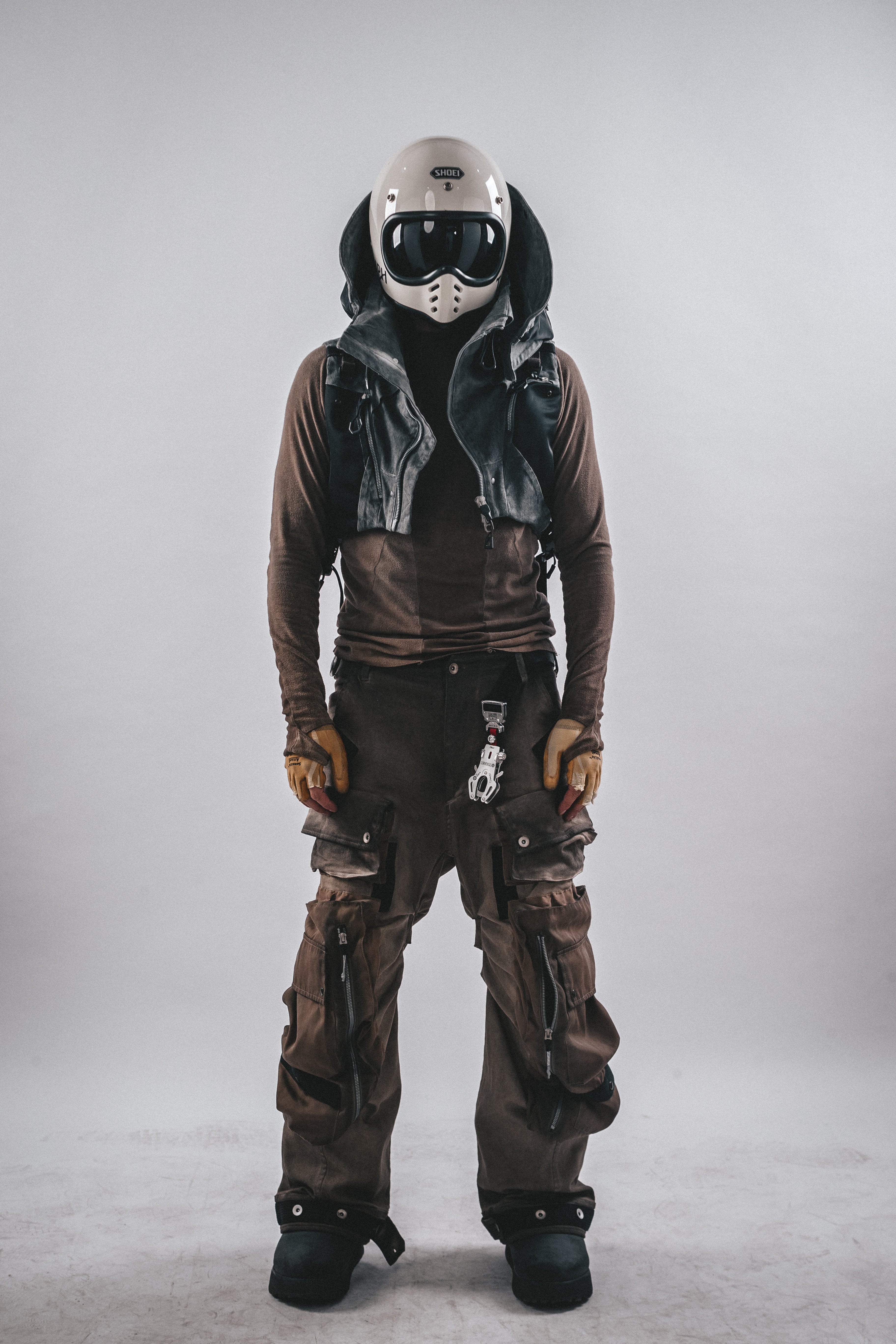 PANTALONI DA PARACADUTISTA CON LAMA CURVA DRKLEI