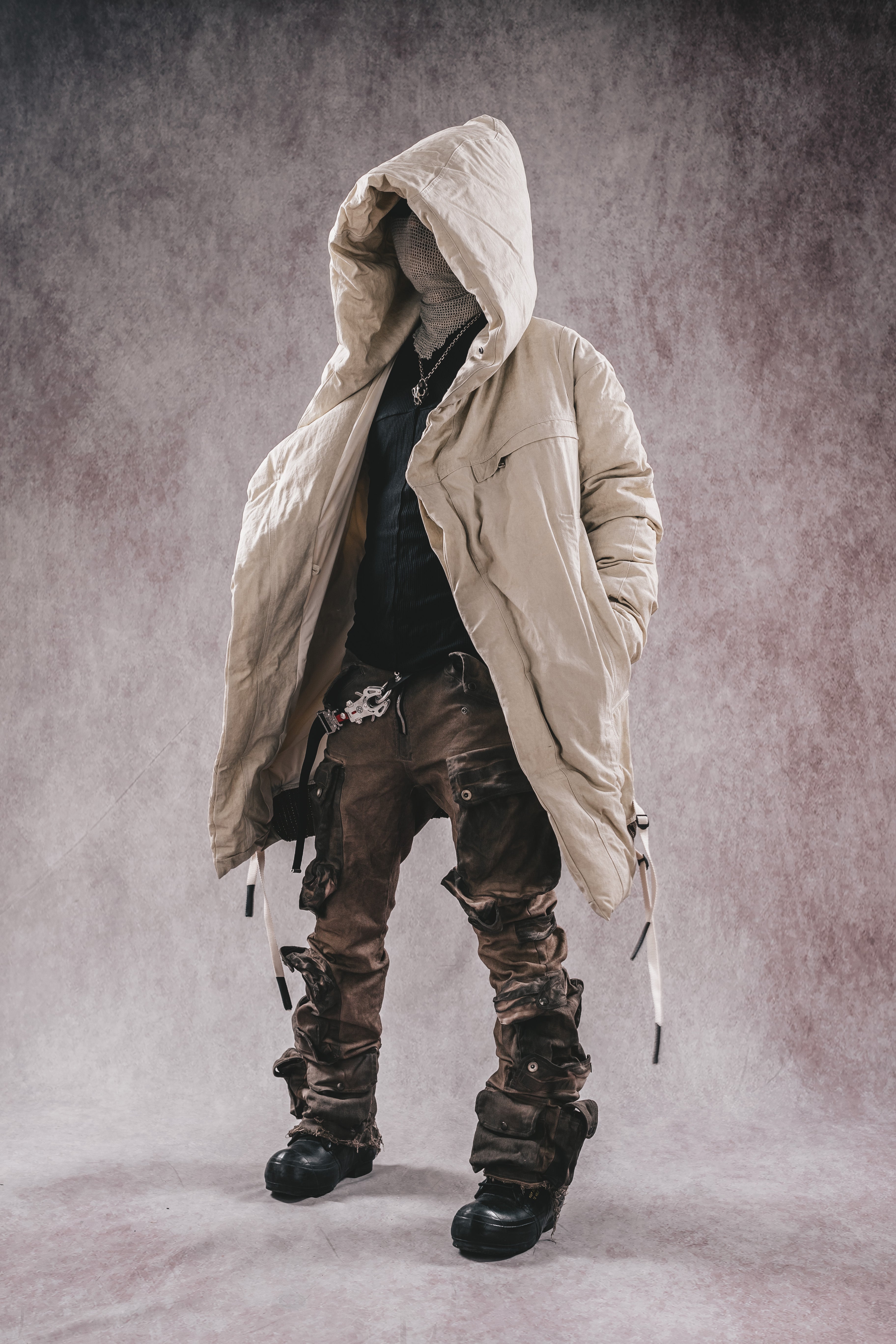 FELPA CON CAPPUCCIO IMBOTTITA DRKLEI ICEFIELD WIZARD