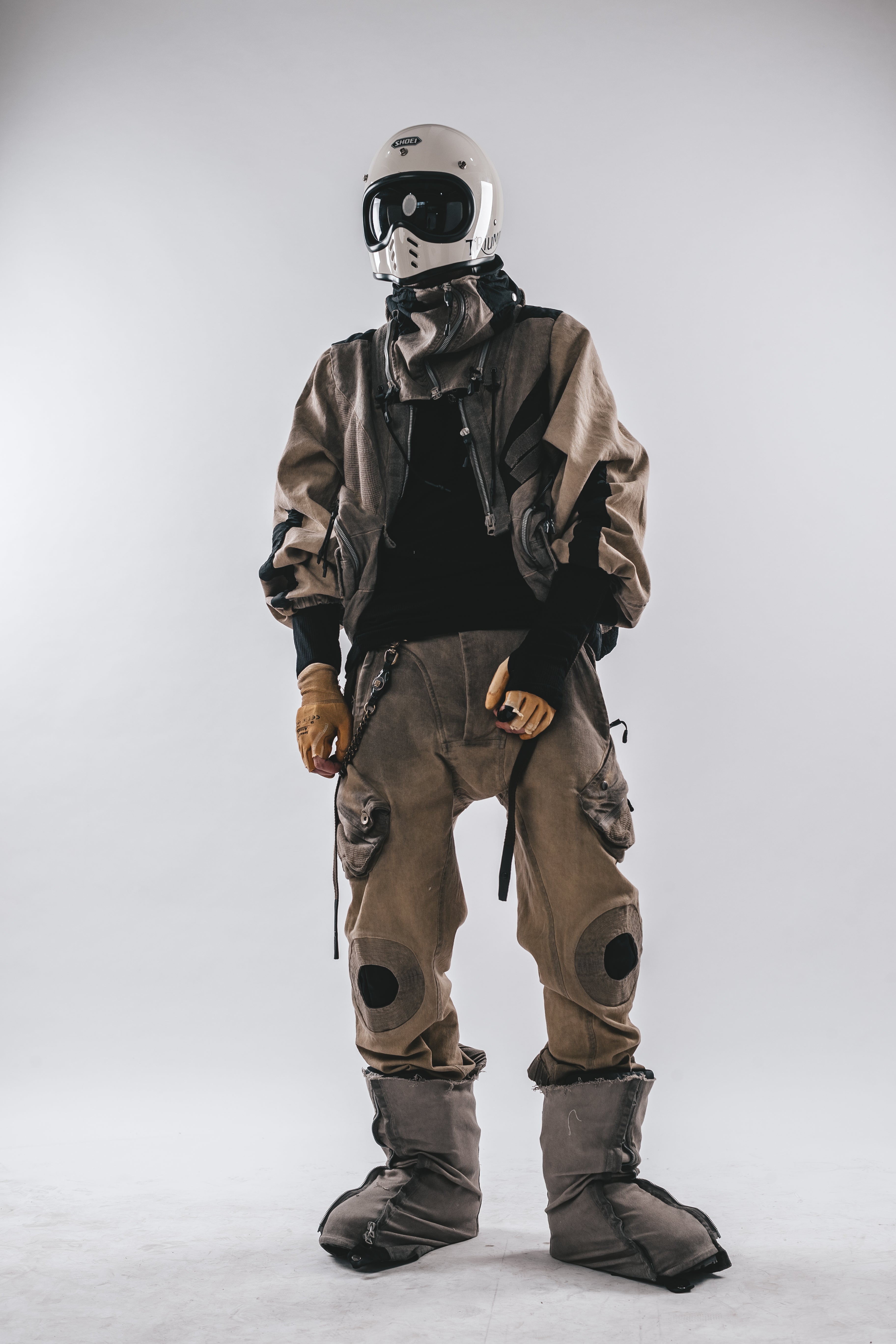 Layered Short Jacket with Detachable Net Hood