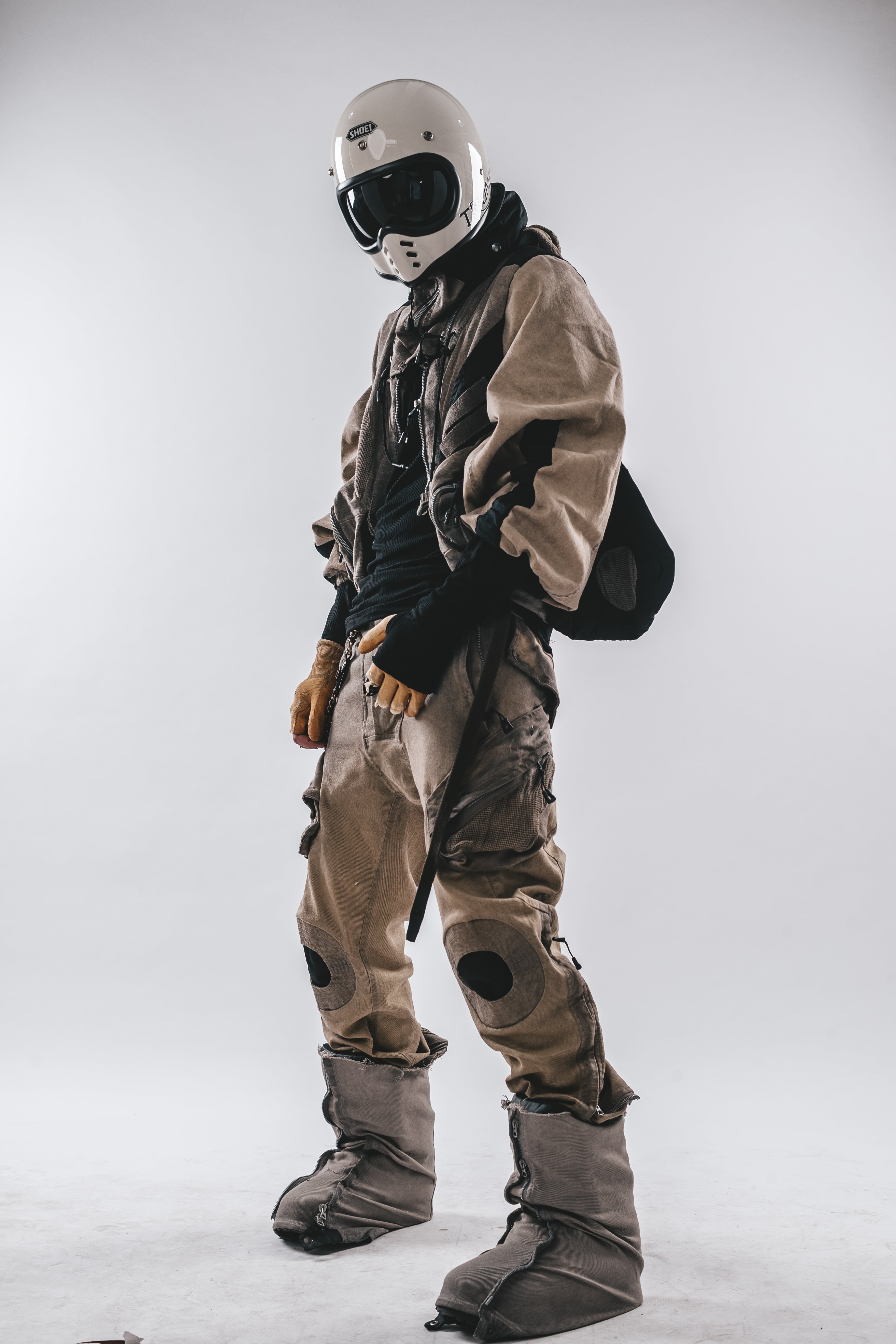 Giacca corta a strati con cappuccio in rete staccabile