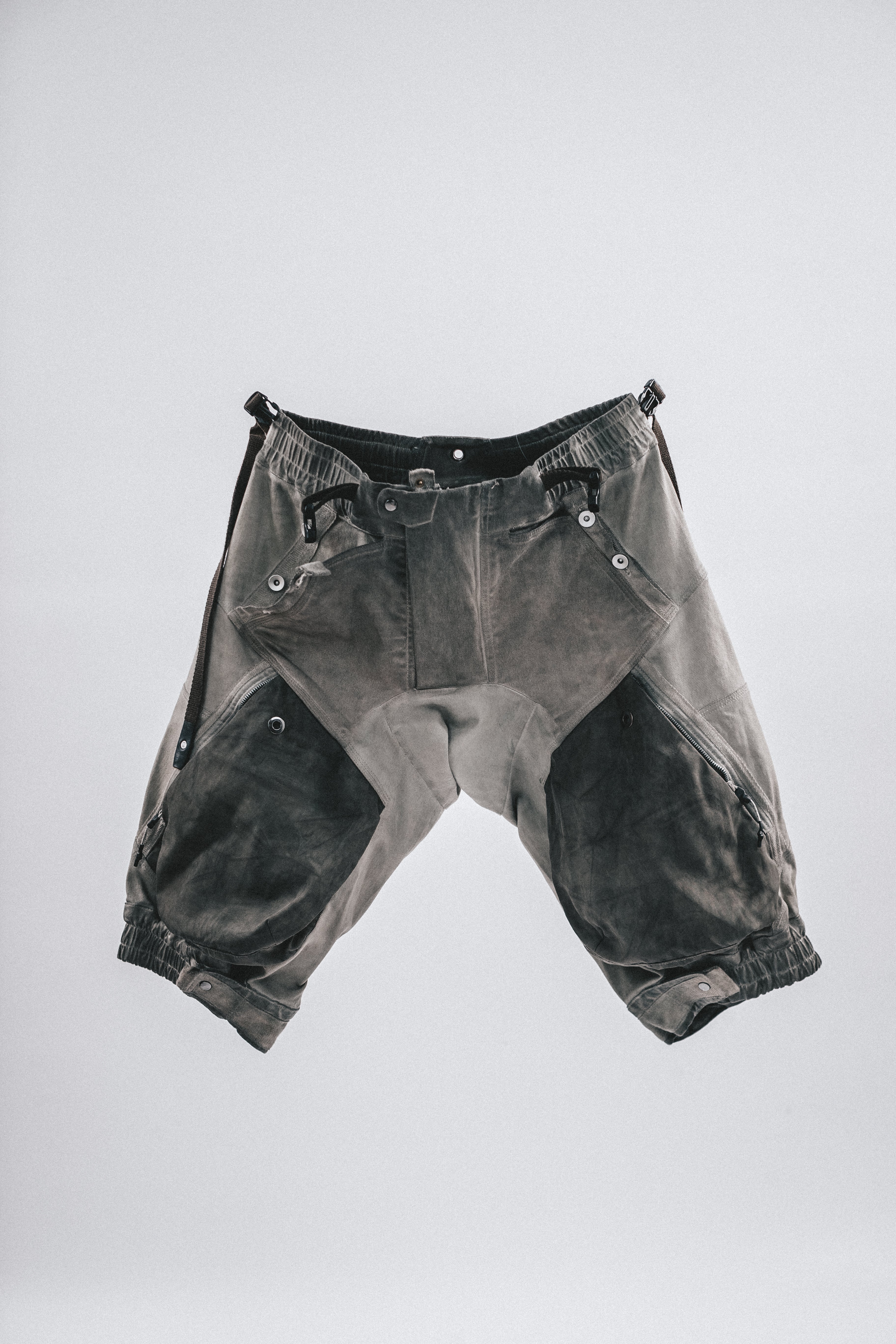 PANTALONCINI TECNICI CON RAPPRESENTAZIONE DRKLEI