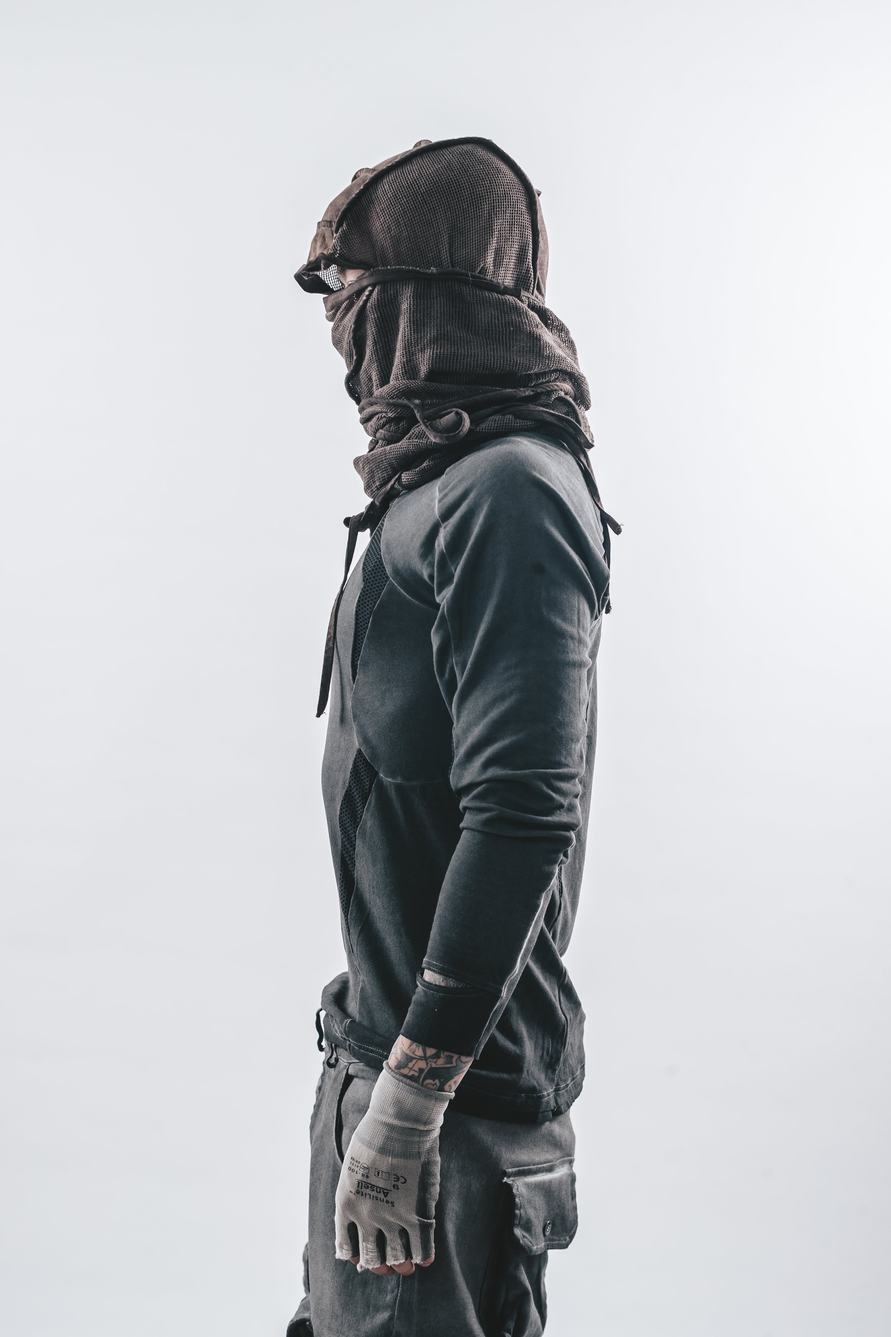 DRKLEI GEOMETRIC DECONSTRUCT DARK TEE