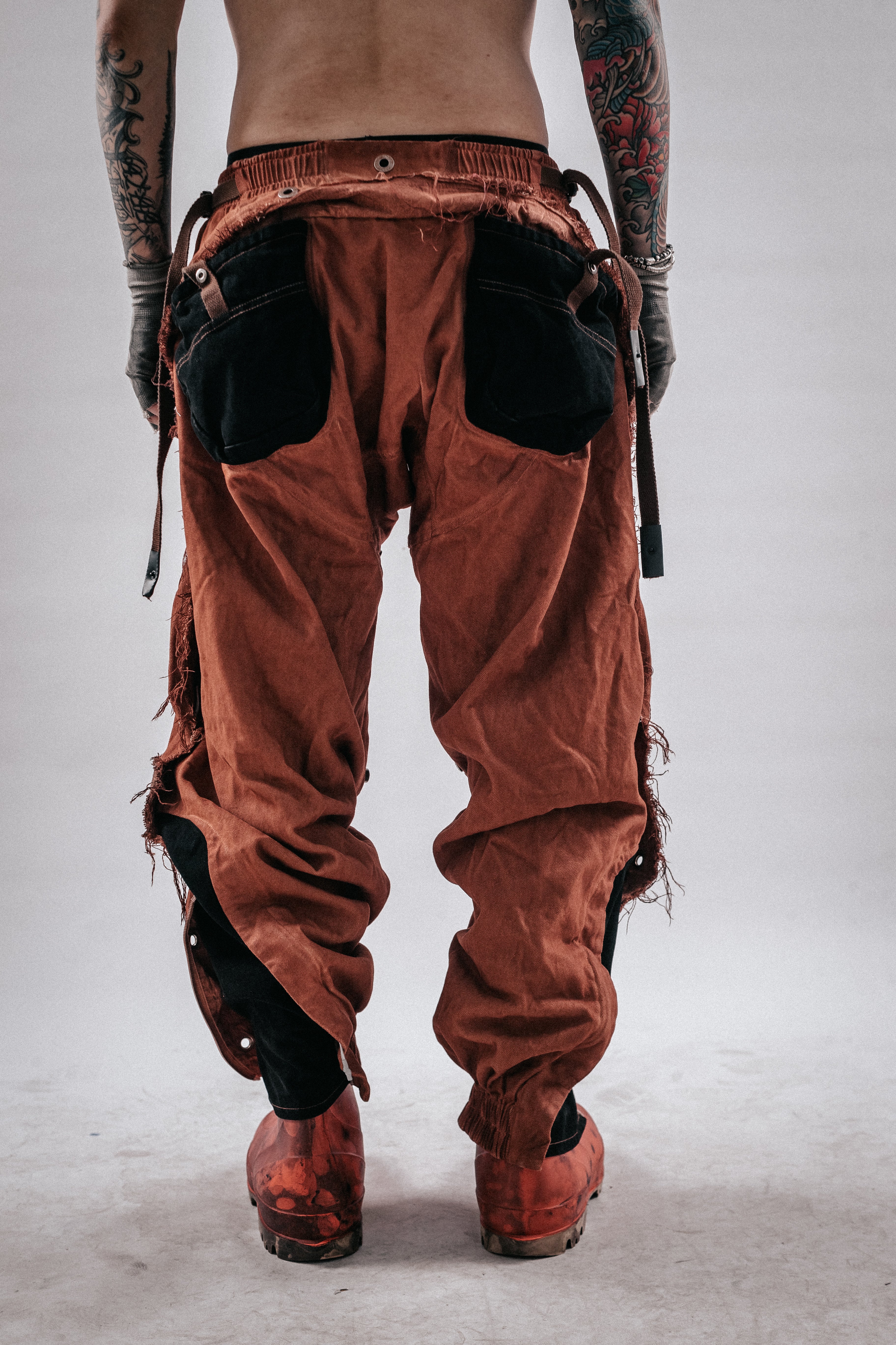 DRKLEI WASTELAND MESH CARGO PANTS