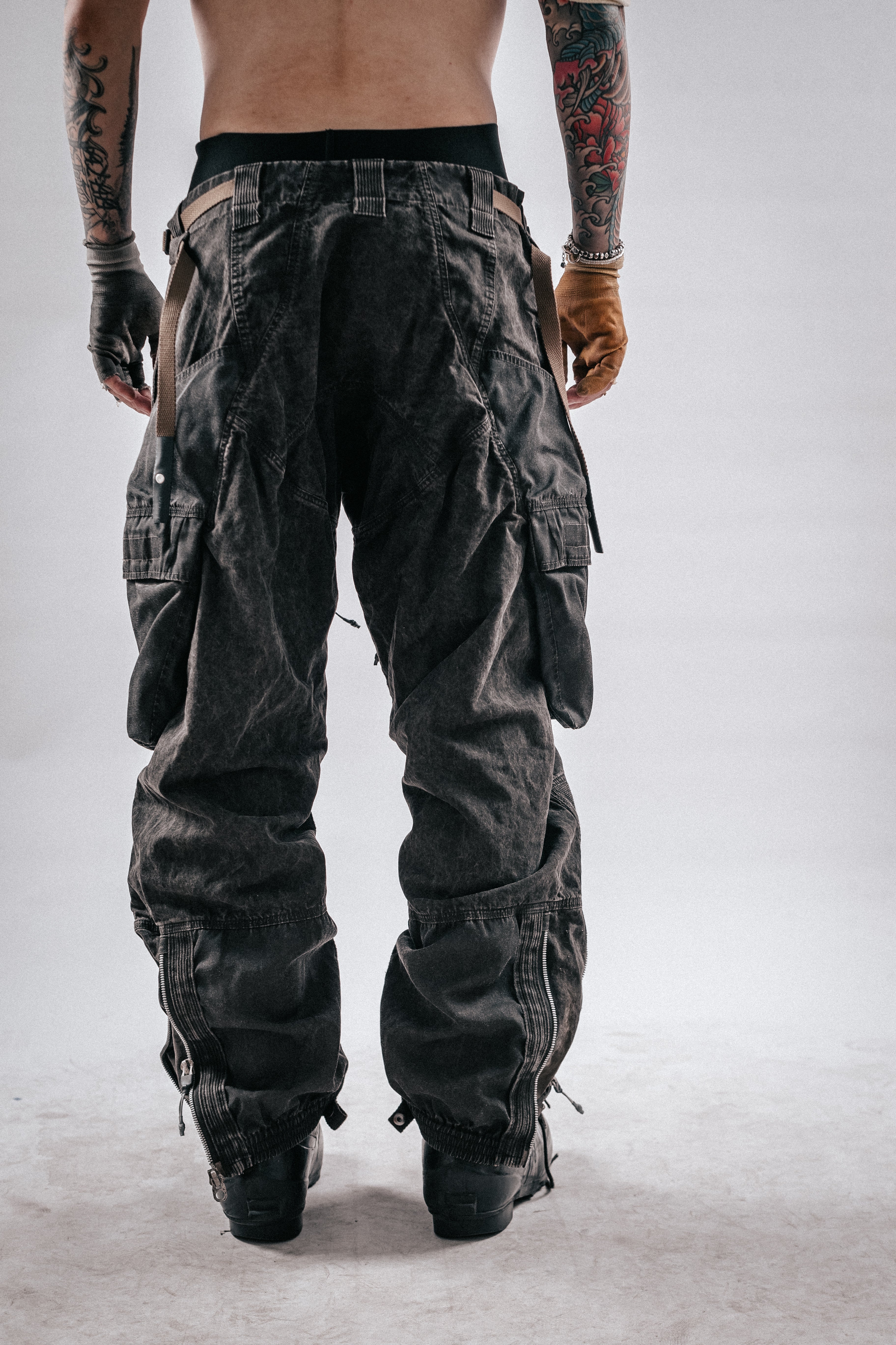 DRKLEI WASTELAND MESH CARGO PANTS