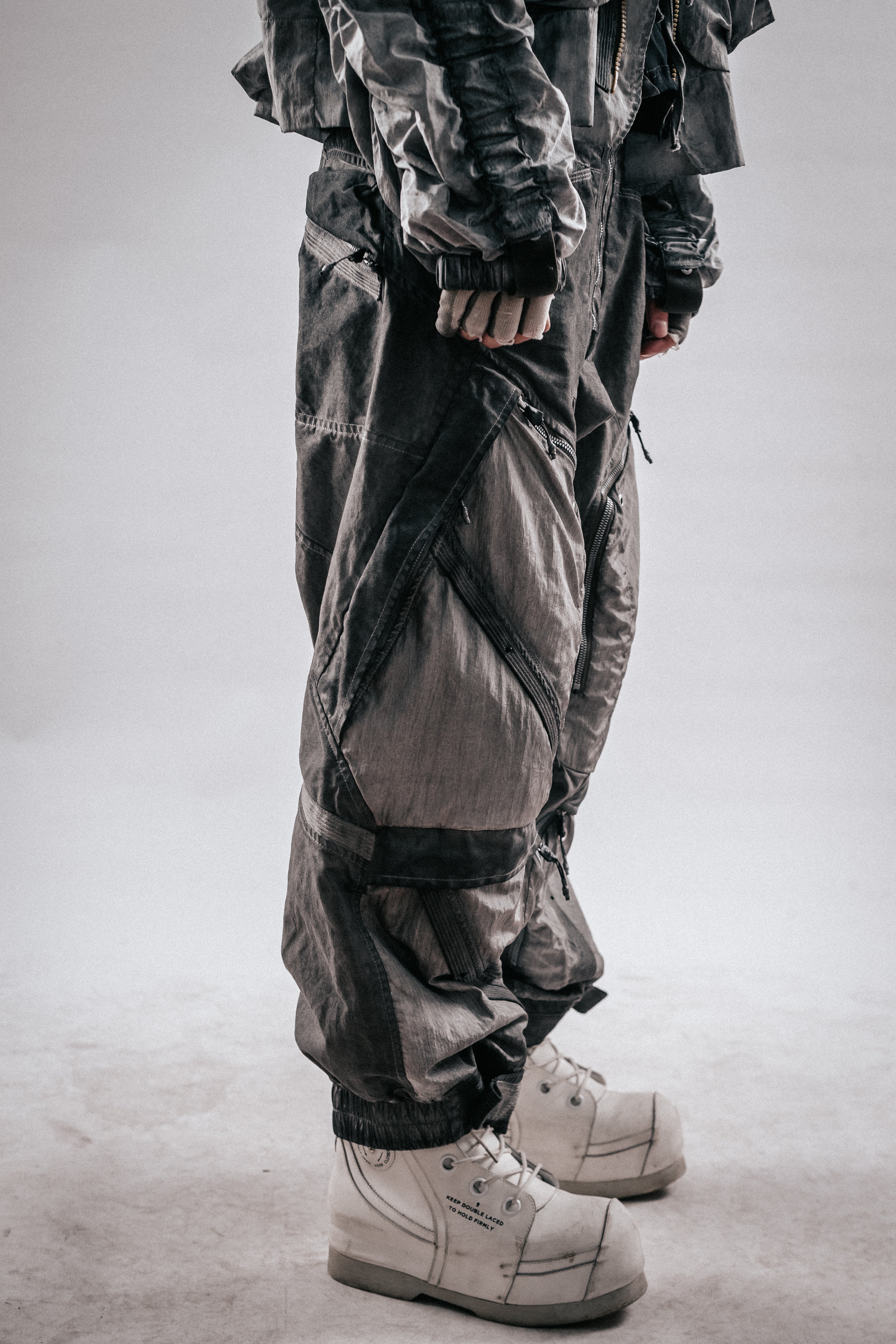 DRKLEI WASTELAND MESH CARGO PANTS