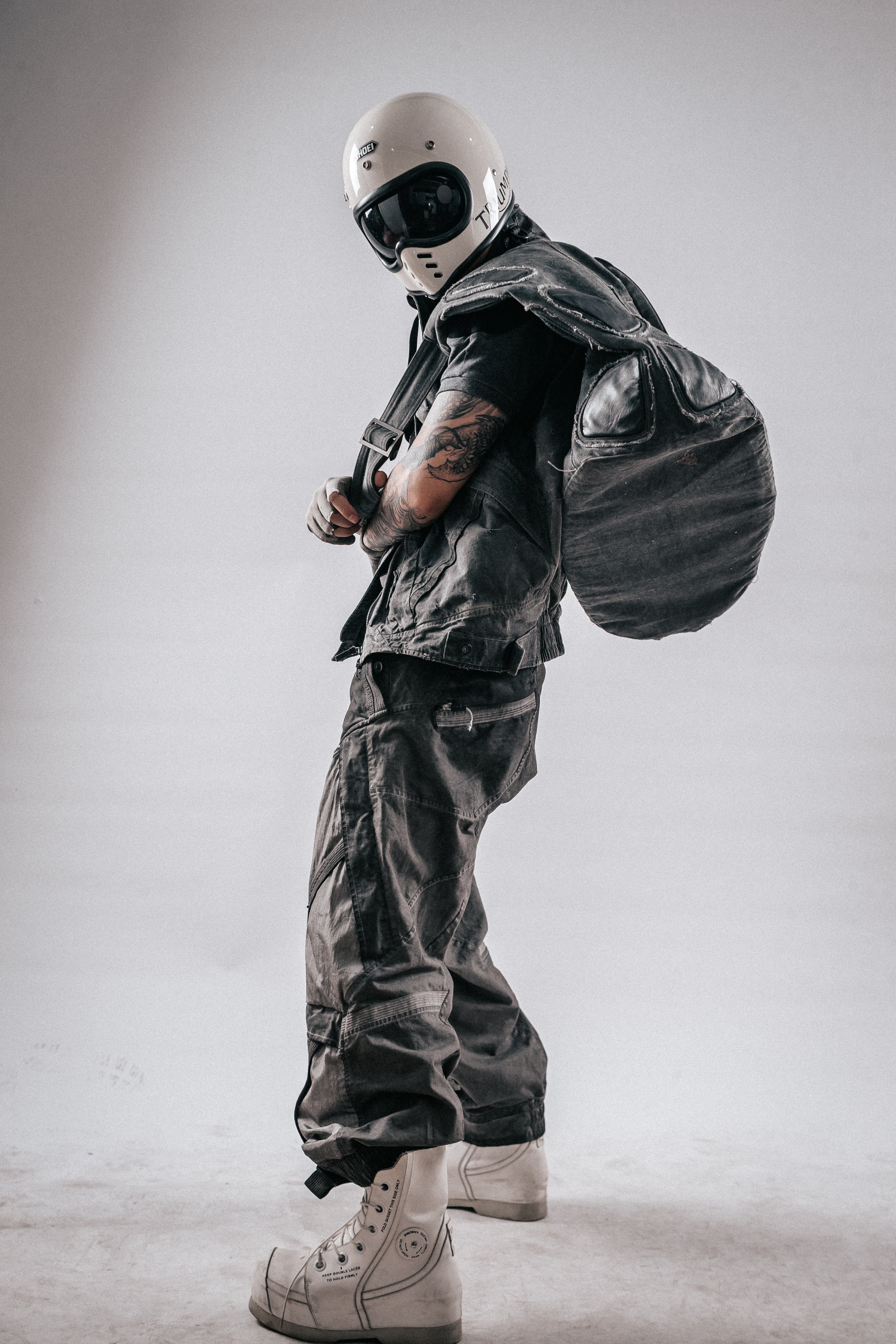 DRKLEI WASTELAND MESH CARGO PANTS