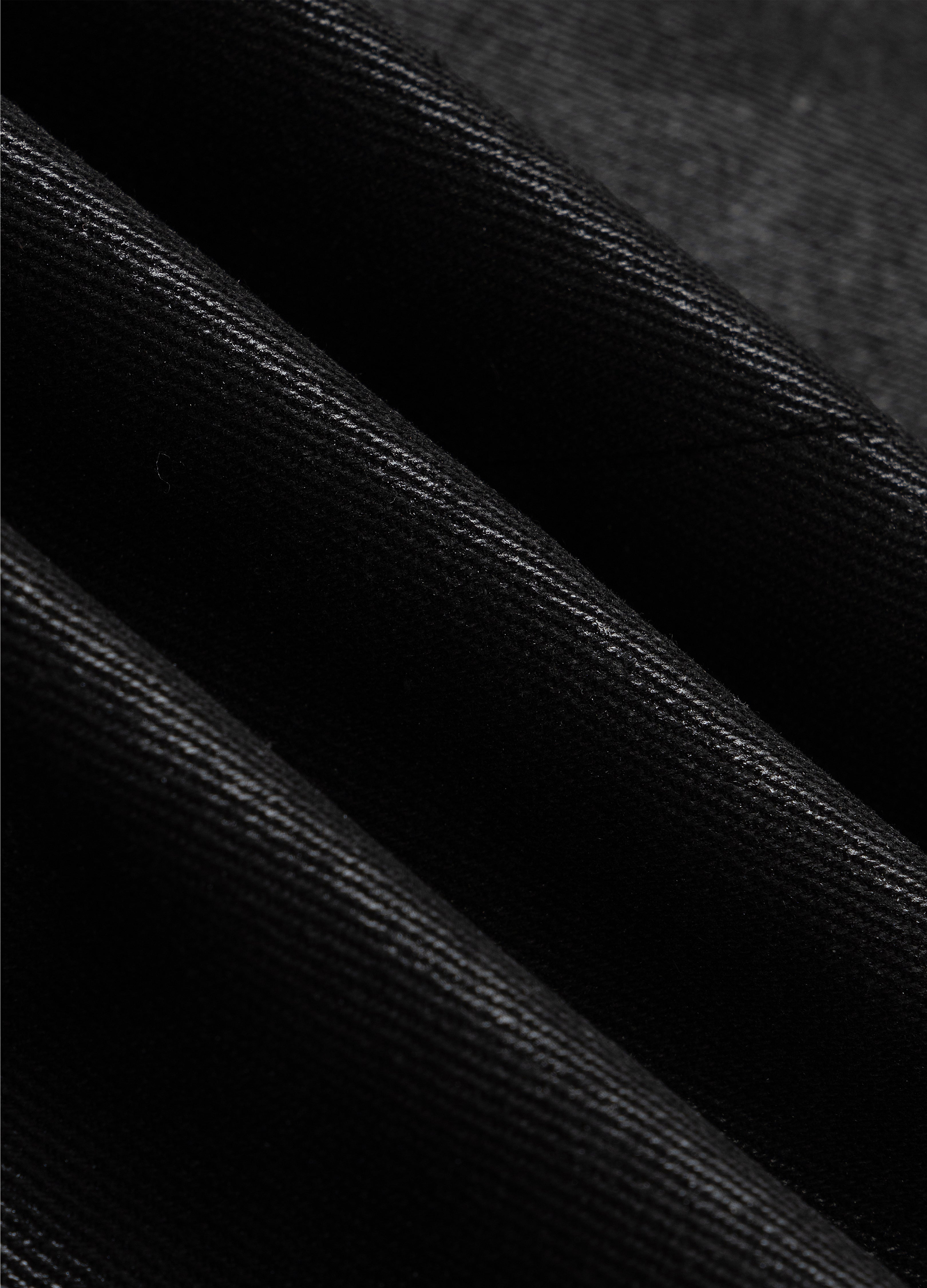 LUCENT WAX SUIT