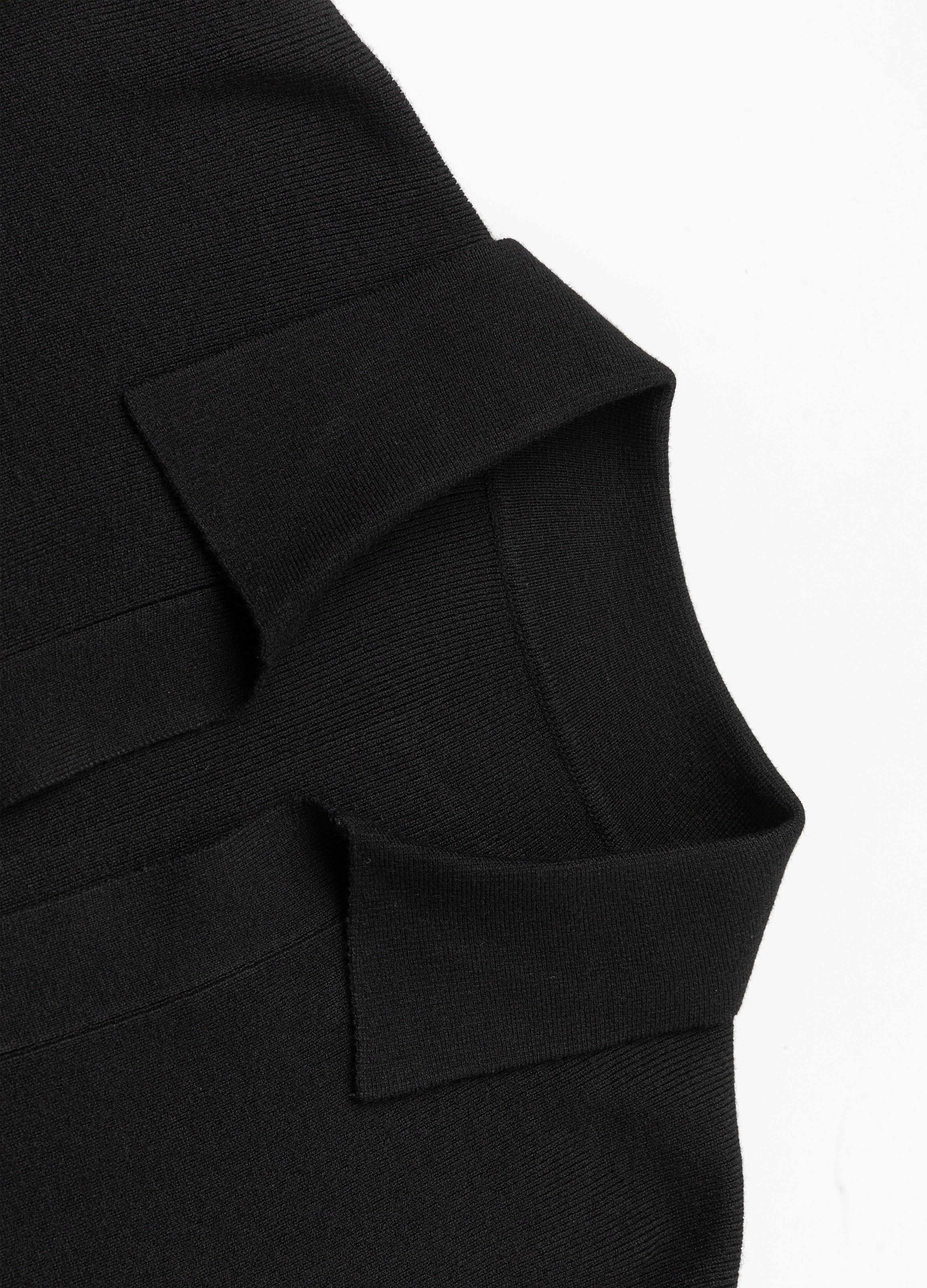 26SS RELAXED V-NECK KNIT SWEATER