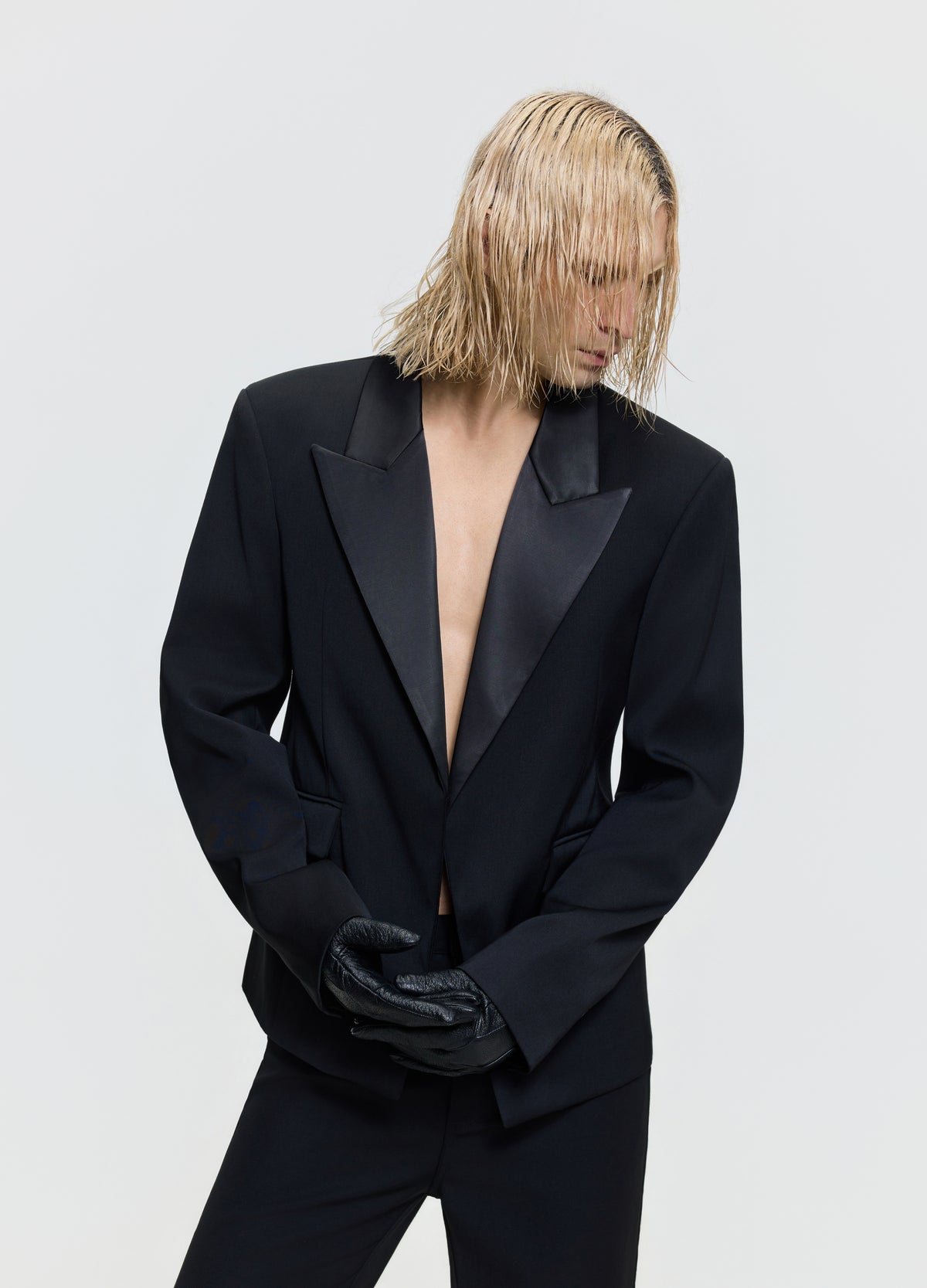 FRKM SCD 26FW black contrast peak-lapel blazer — product view 8