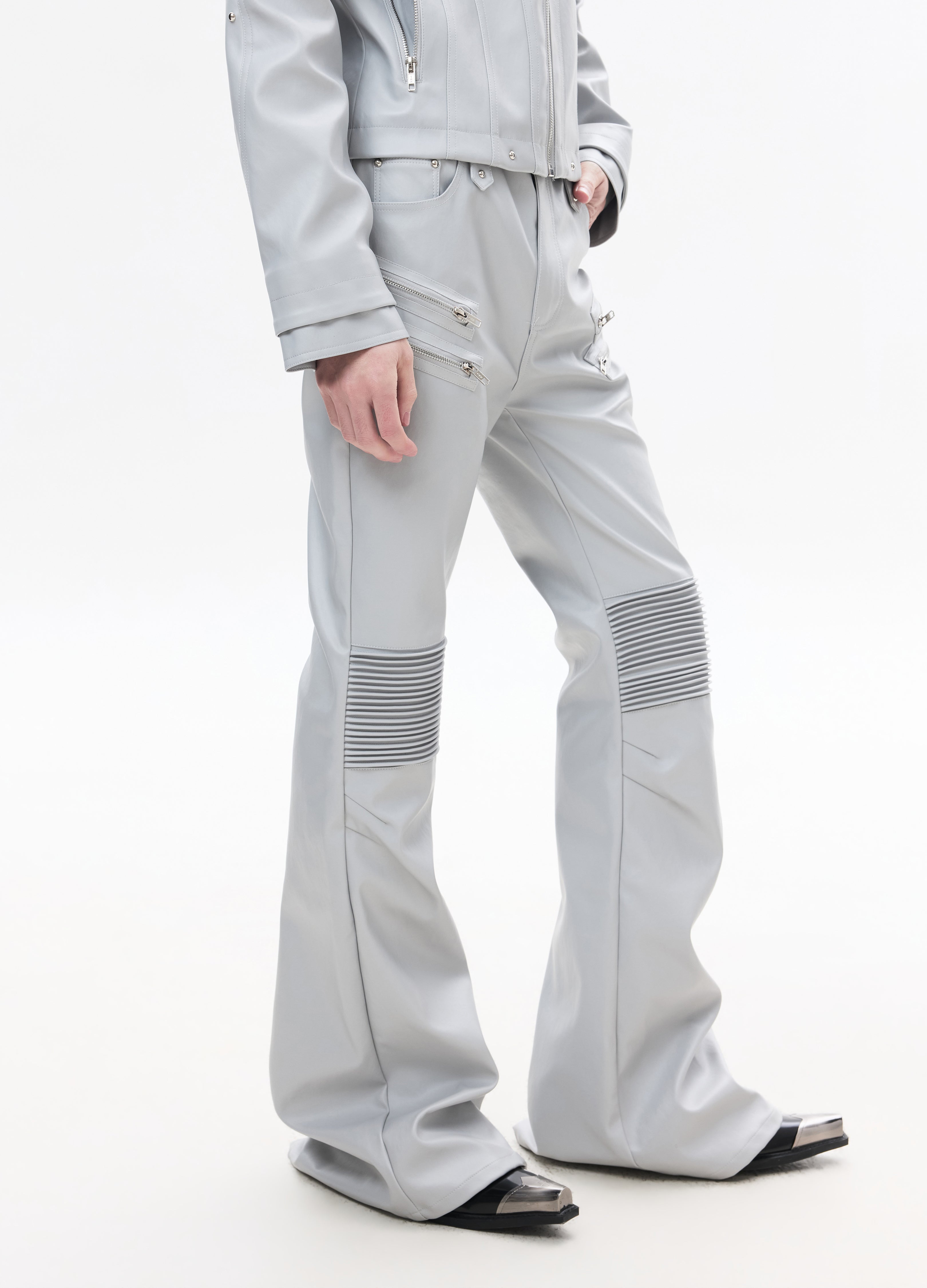 26SS LIGHT ARMORED ZIP FLARE PANTS