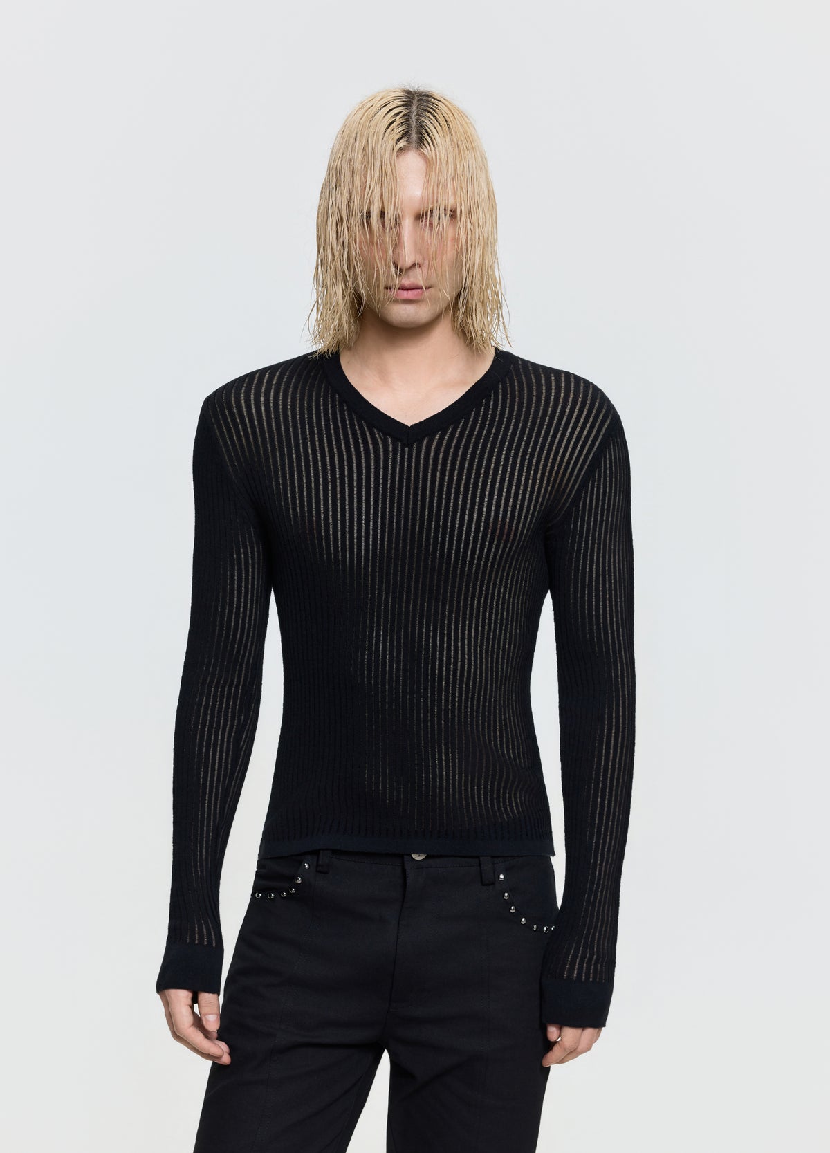 26FW SHEER V-NECK KNIT