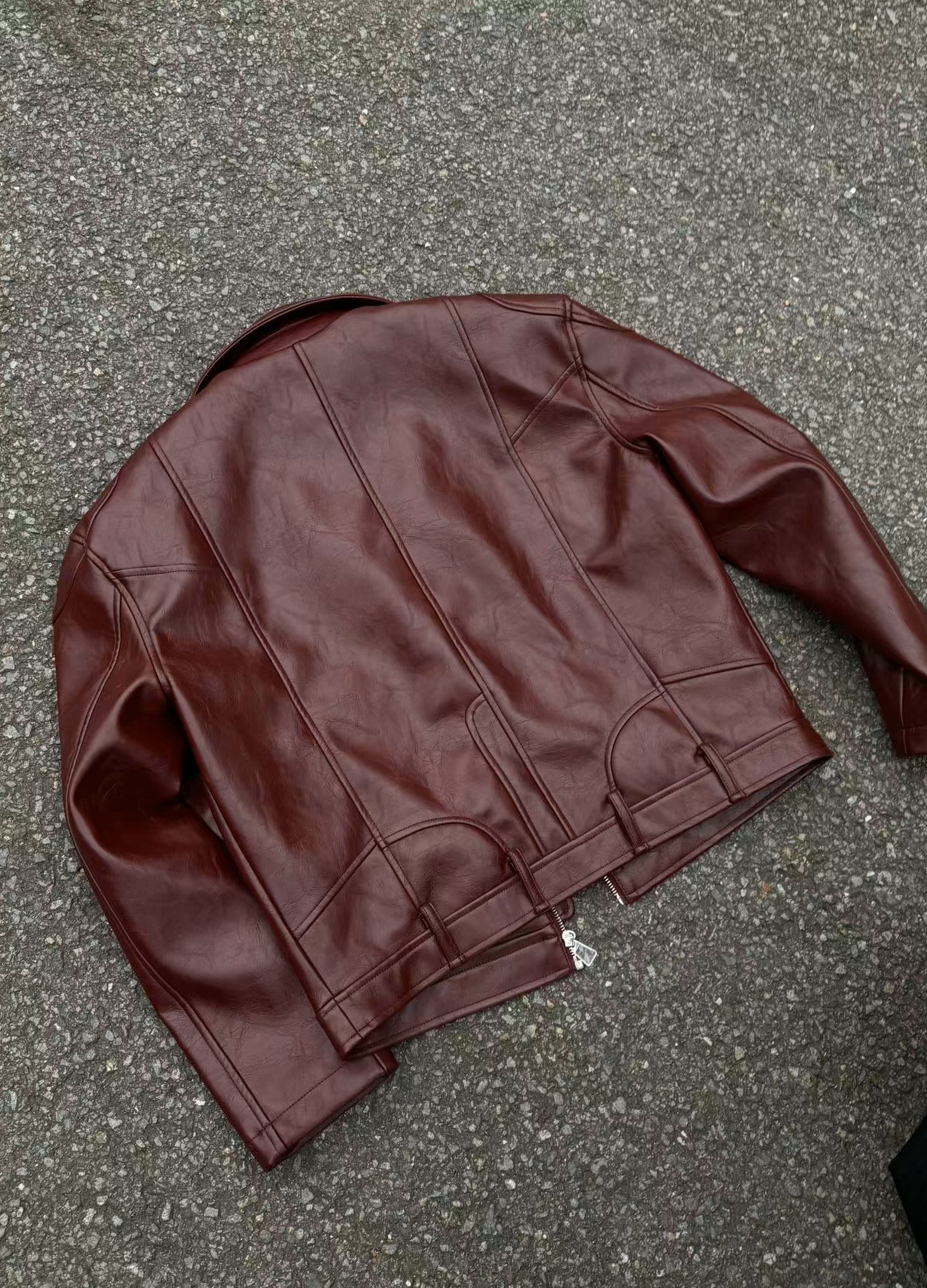 DEKONSTRUKTIONIERTER BLAZER MIT SPITZREVERS