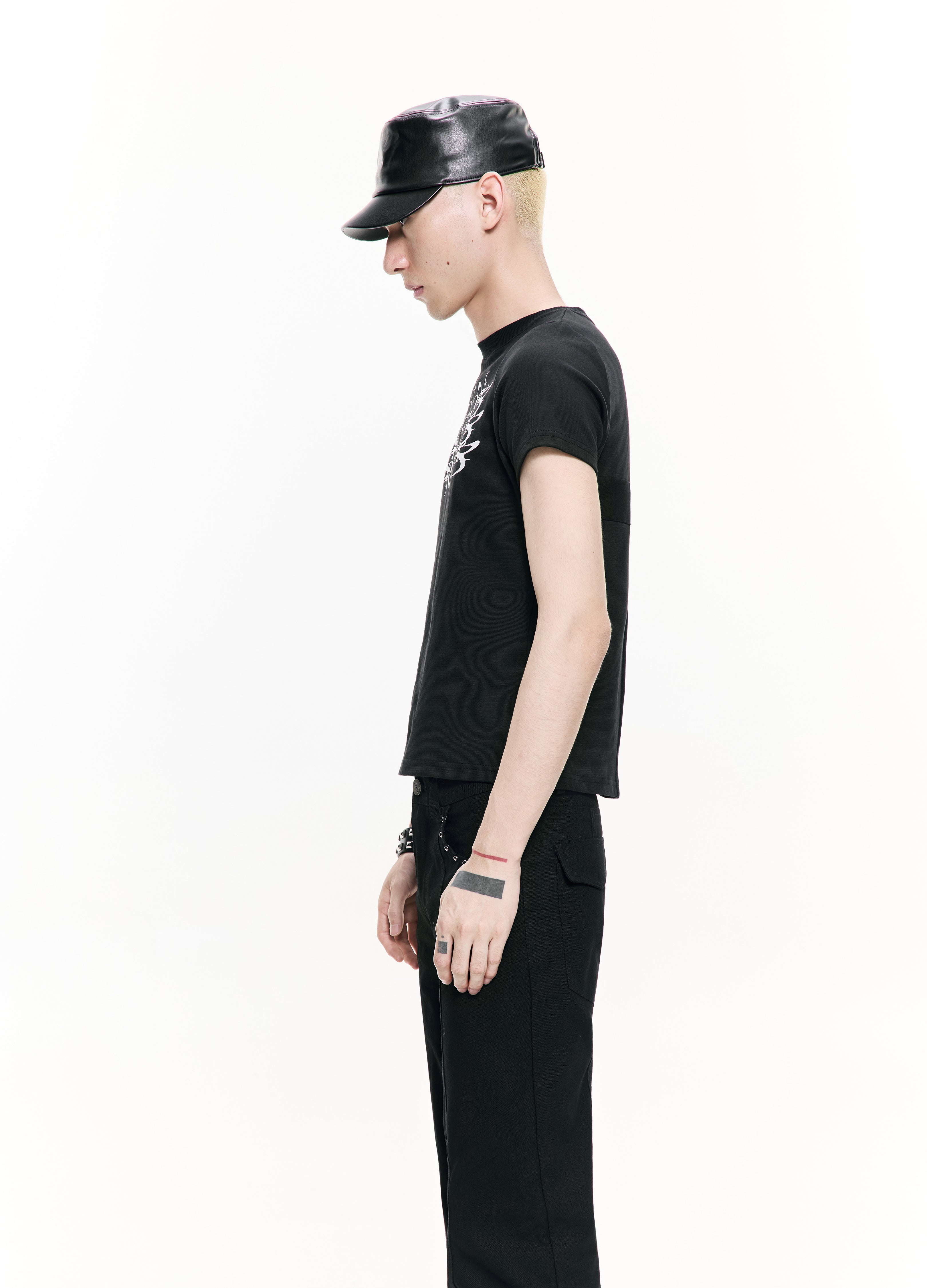 26SS REVELATION DARK FIT TEE