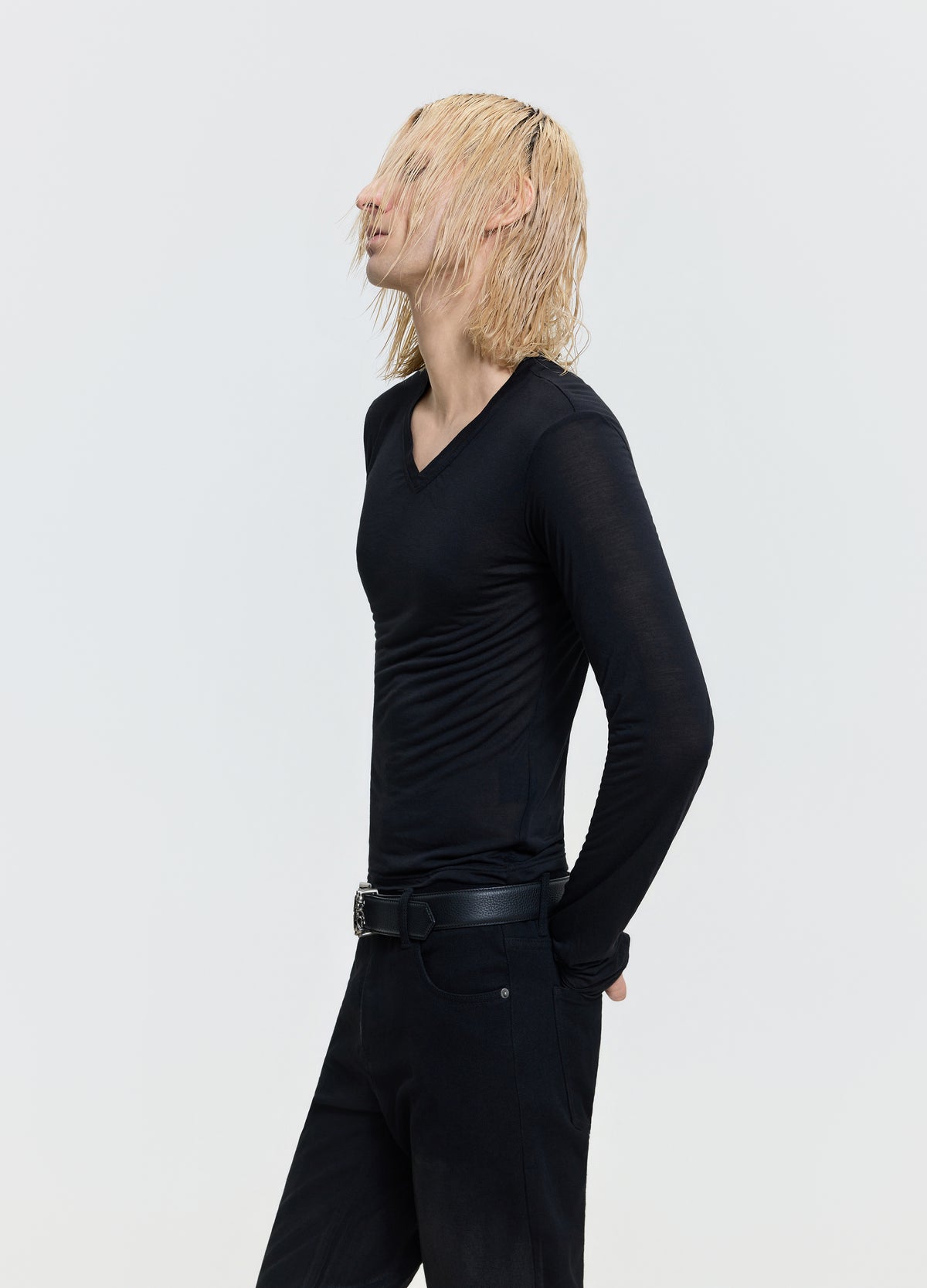 26FW SHEER V-NECK TEE