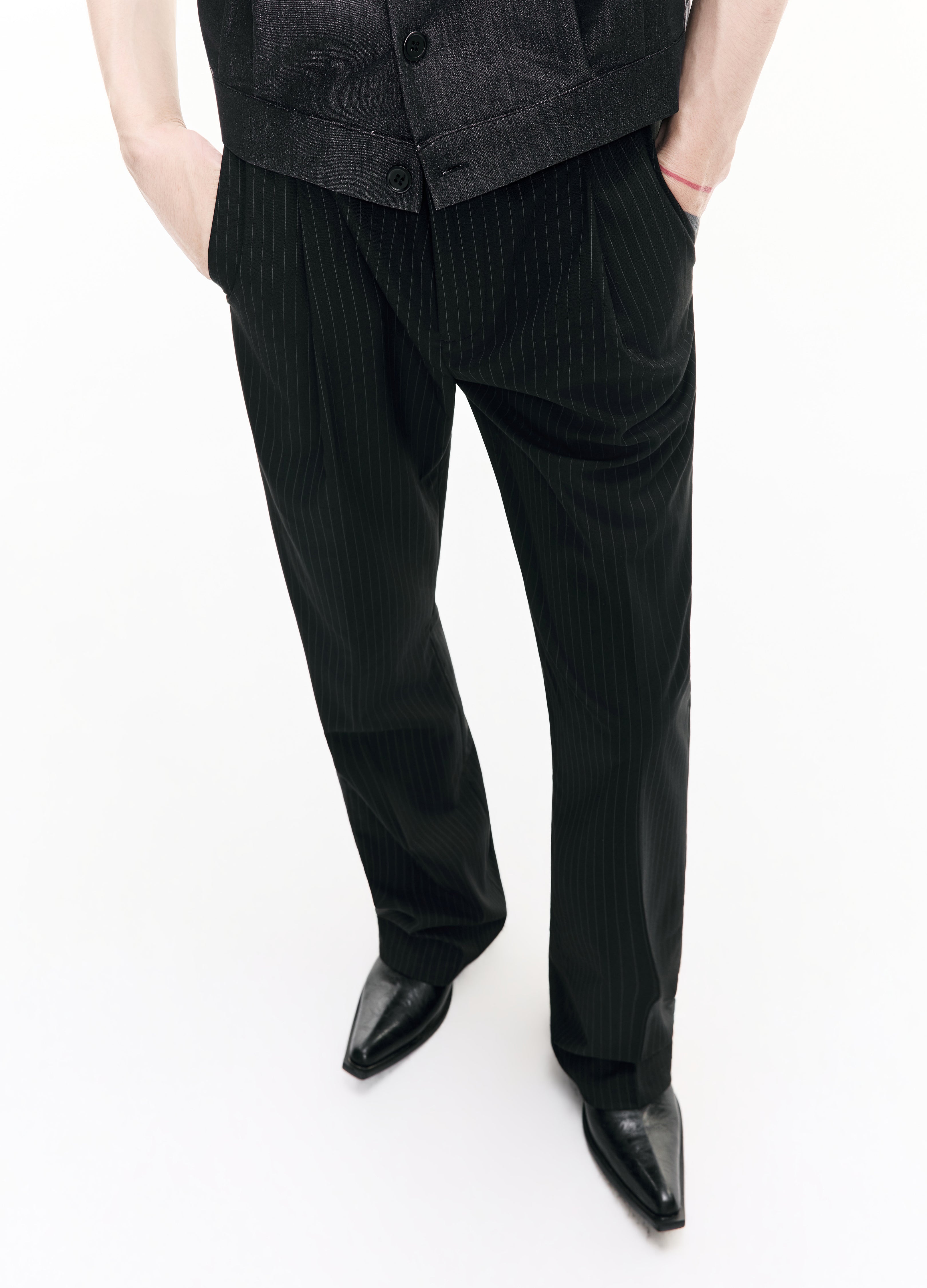 26SS PINSTRIPE STRAIGHT FIT TROUSERS
