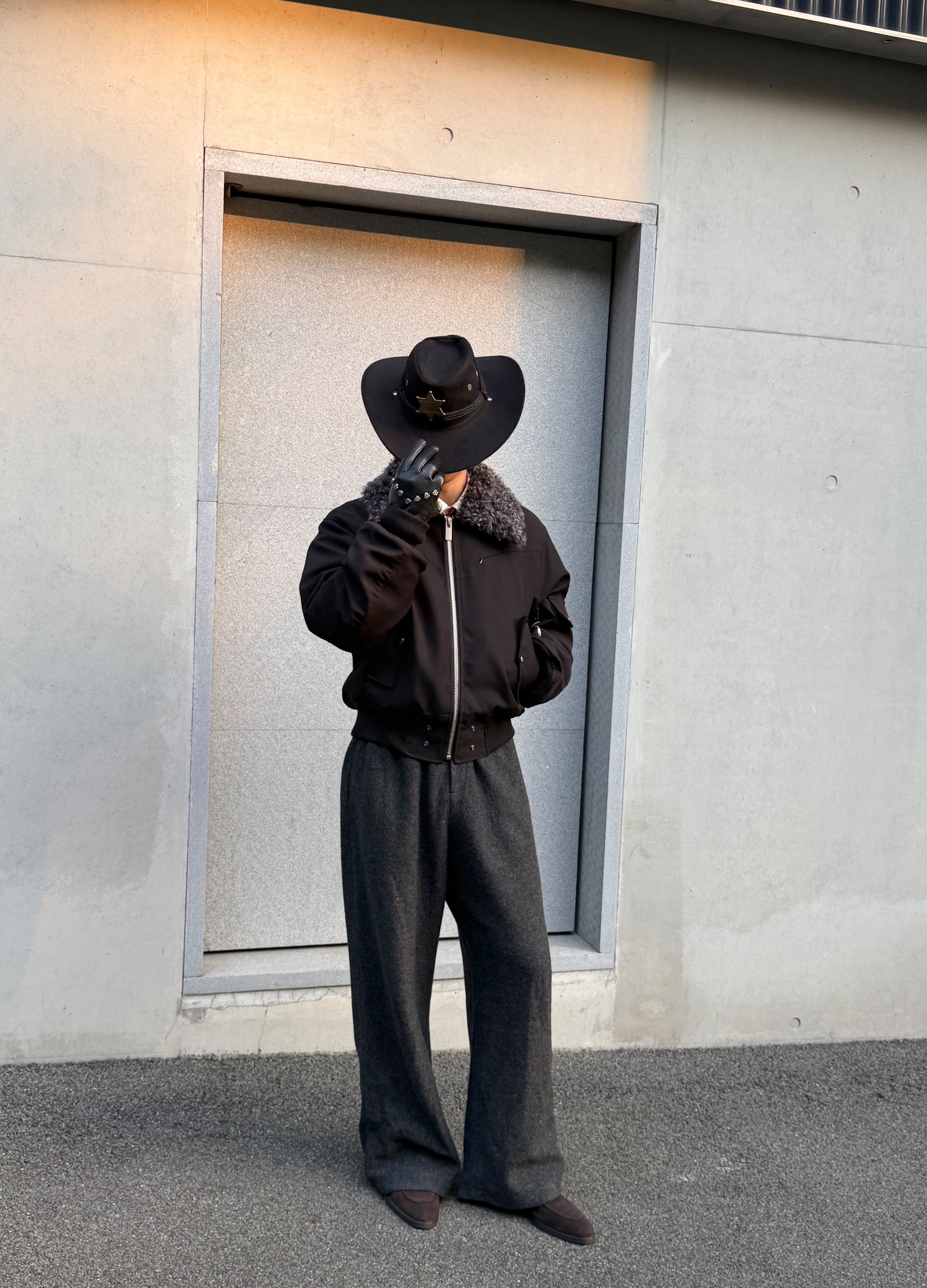 DEKONSTRUKTIONIERTER BLAZER MIT SPITZREVERS