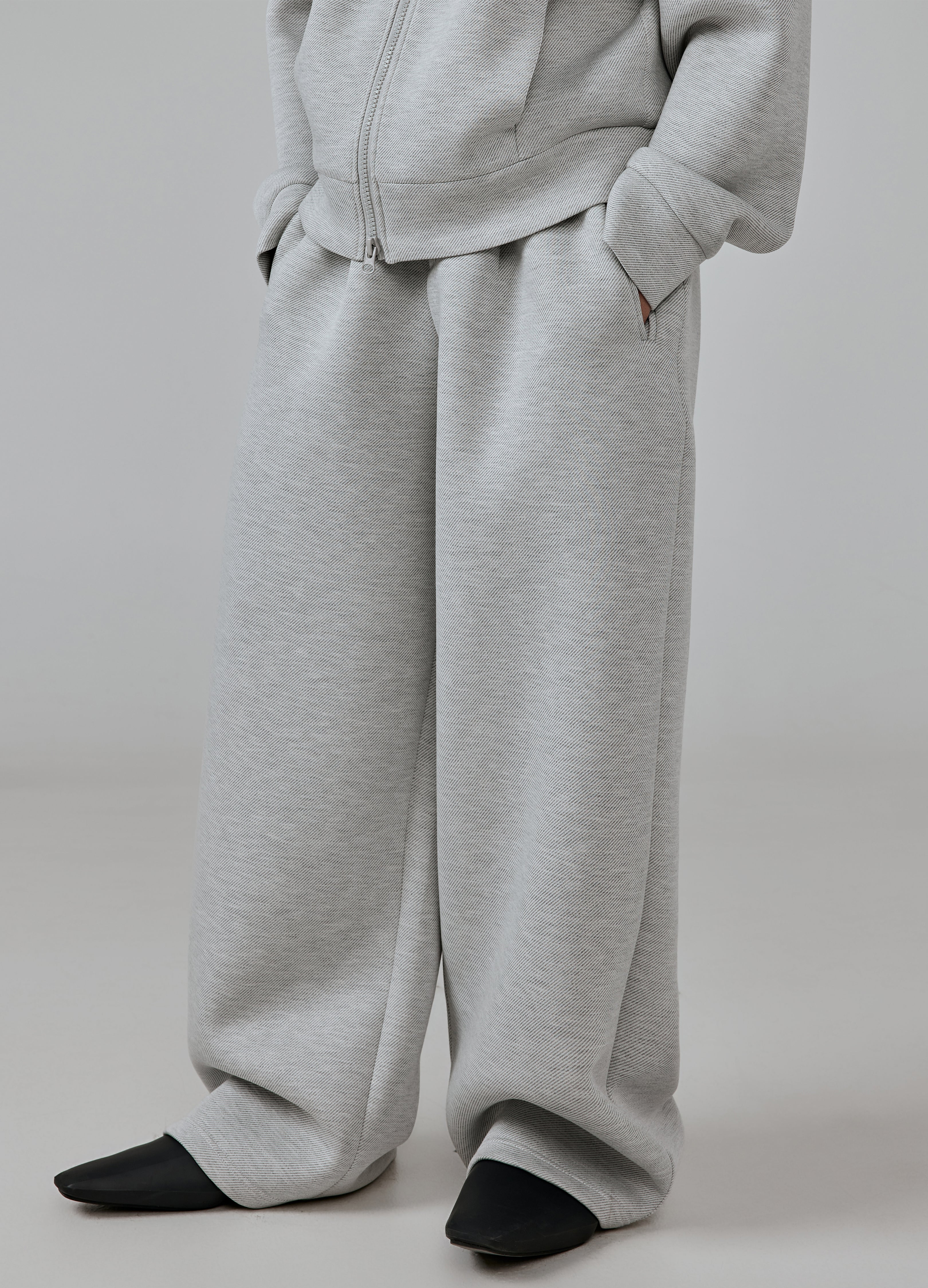 25SS SLOUCH TWISTED JOGGER PANTS