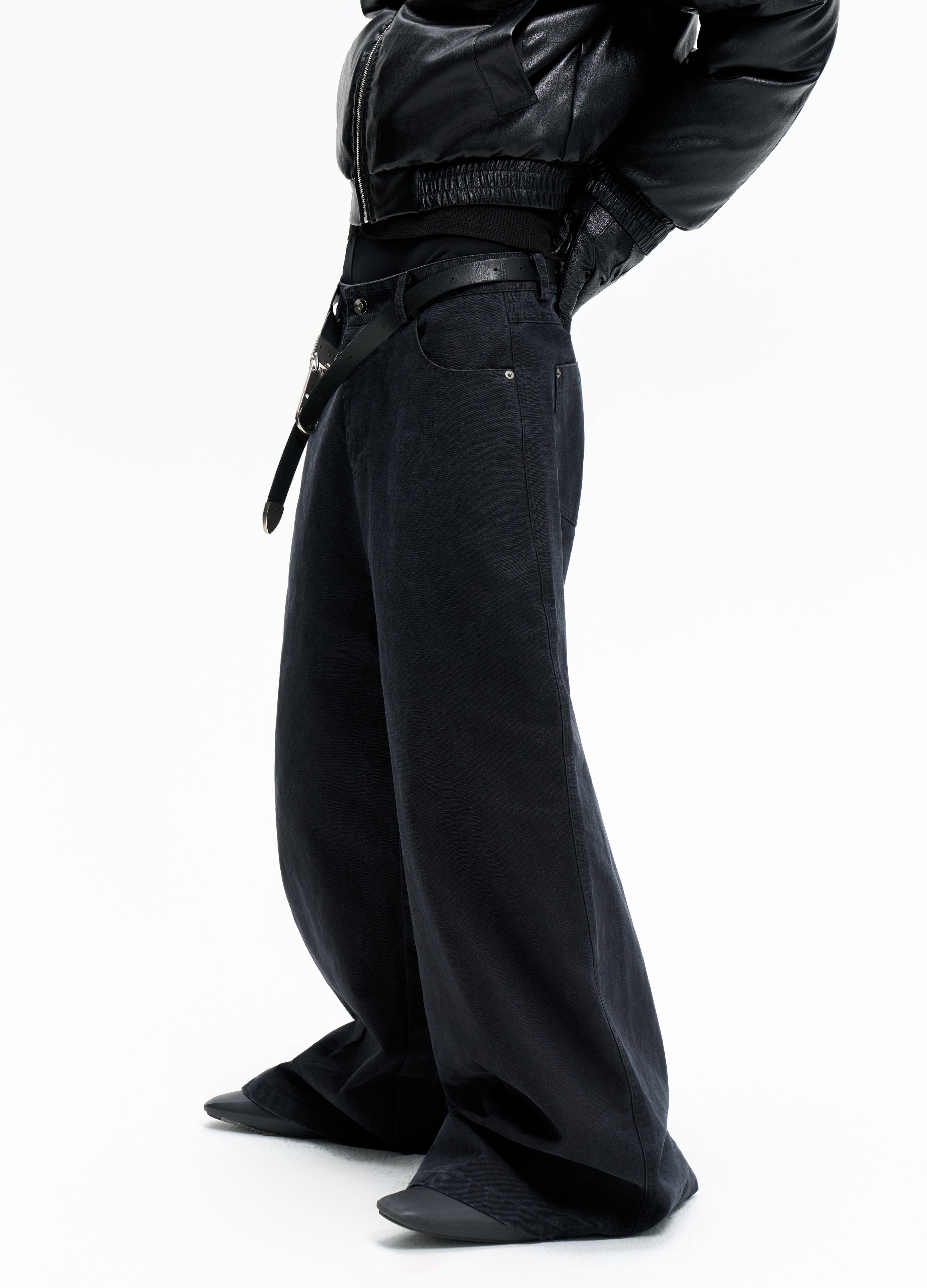 25FW WASHED BLACK BAGGY DENIM