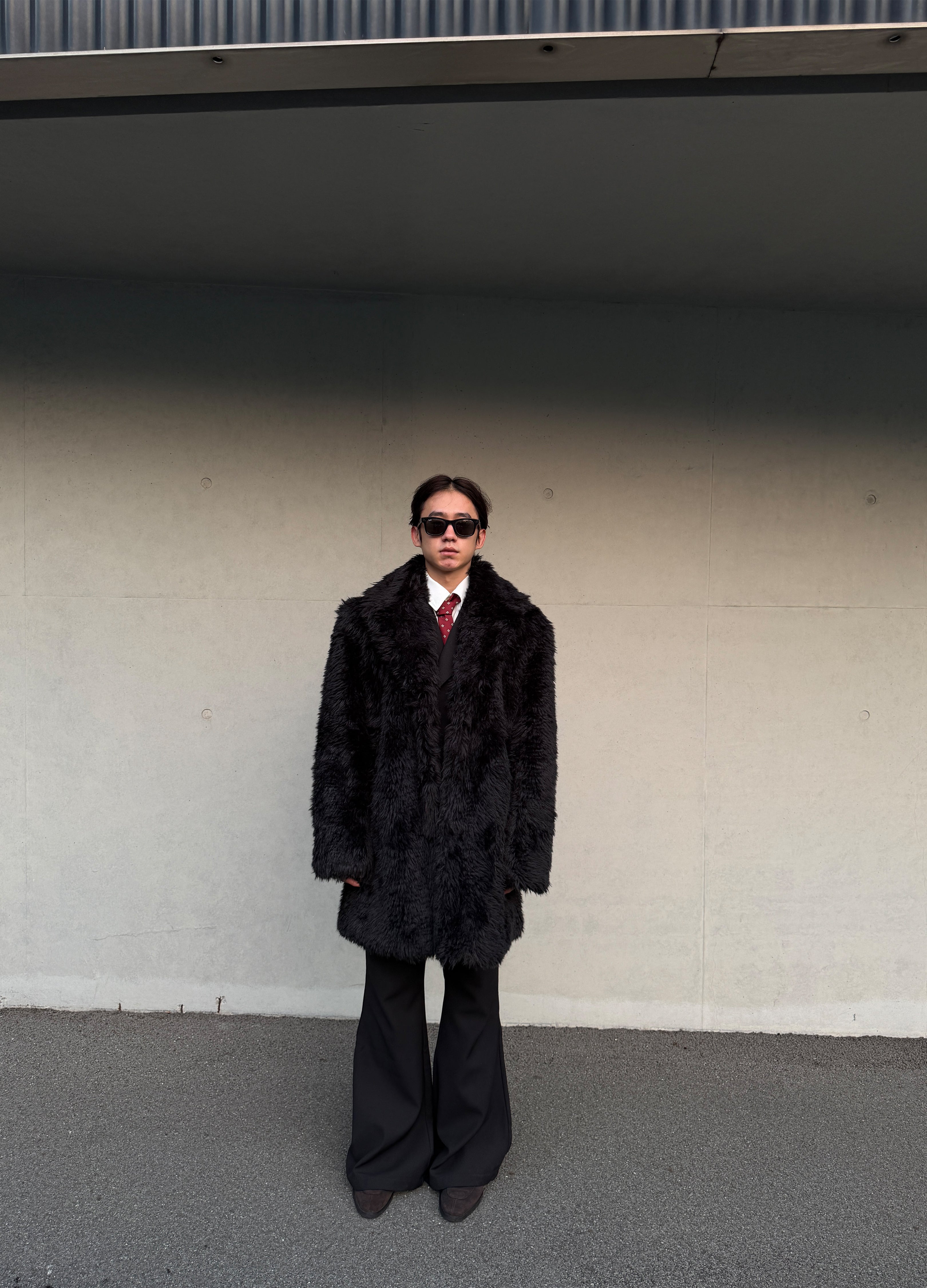 DEKONSTRUKTIONIERTER BLAZER MIT SPITZREVERS