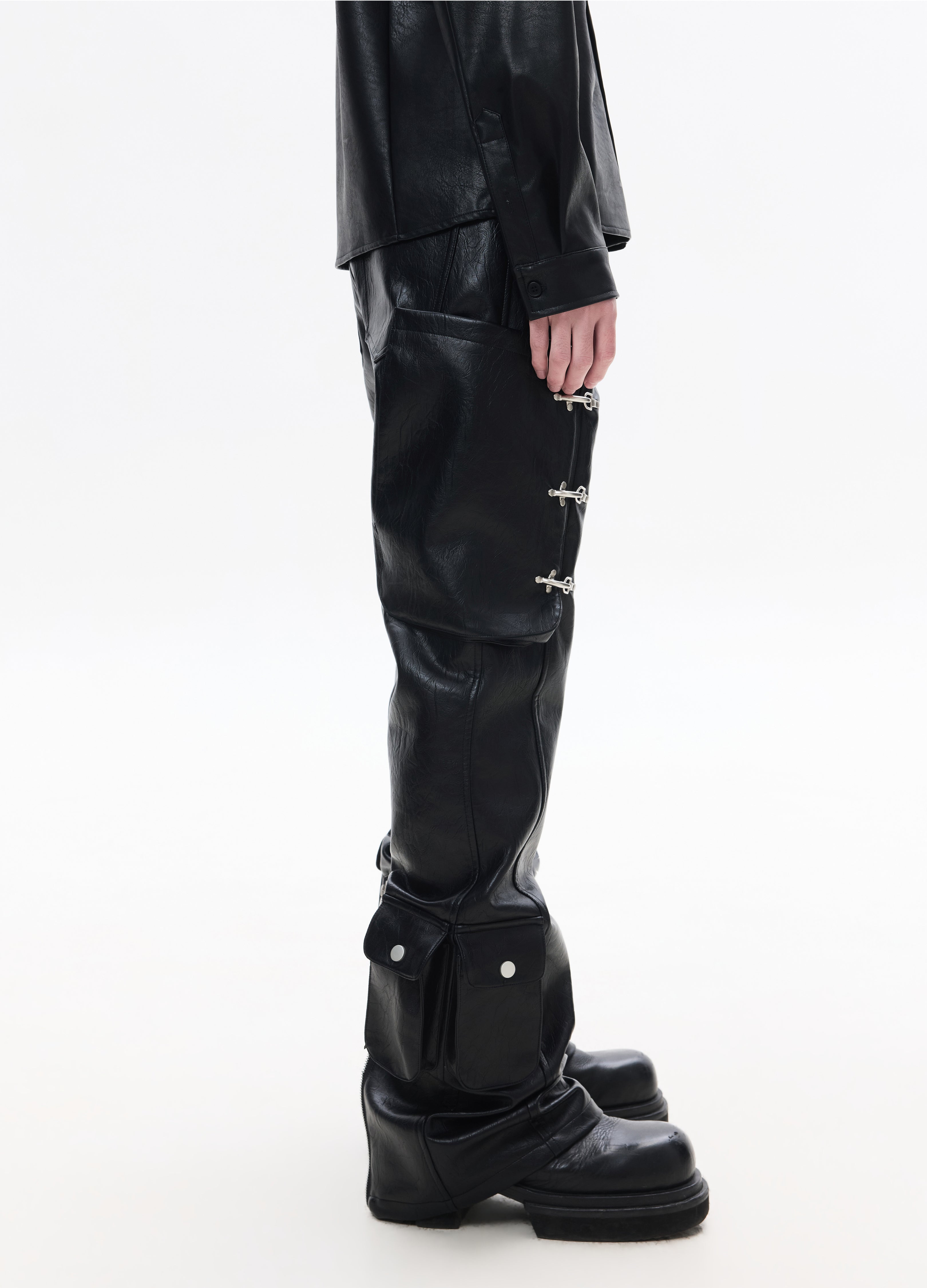 26SS BULLET FLARE LEATHER PANTS