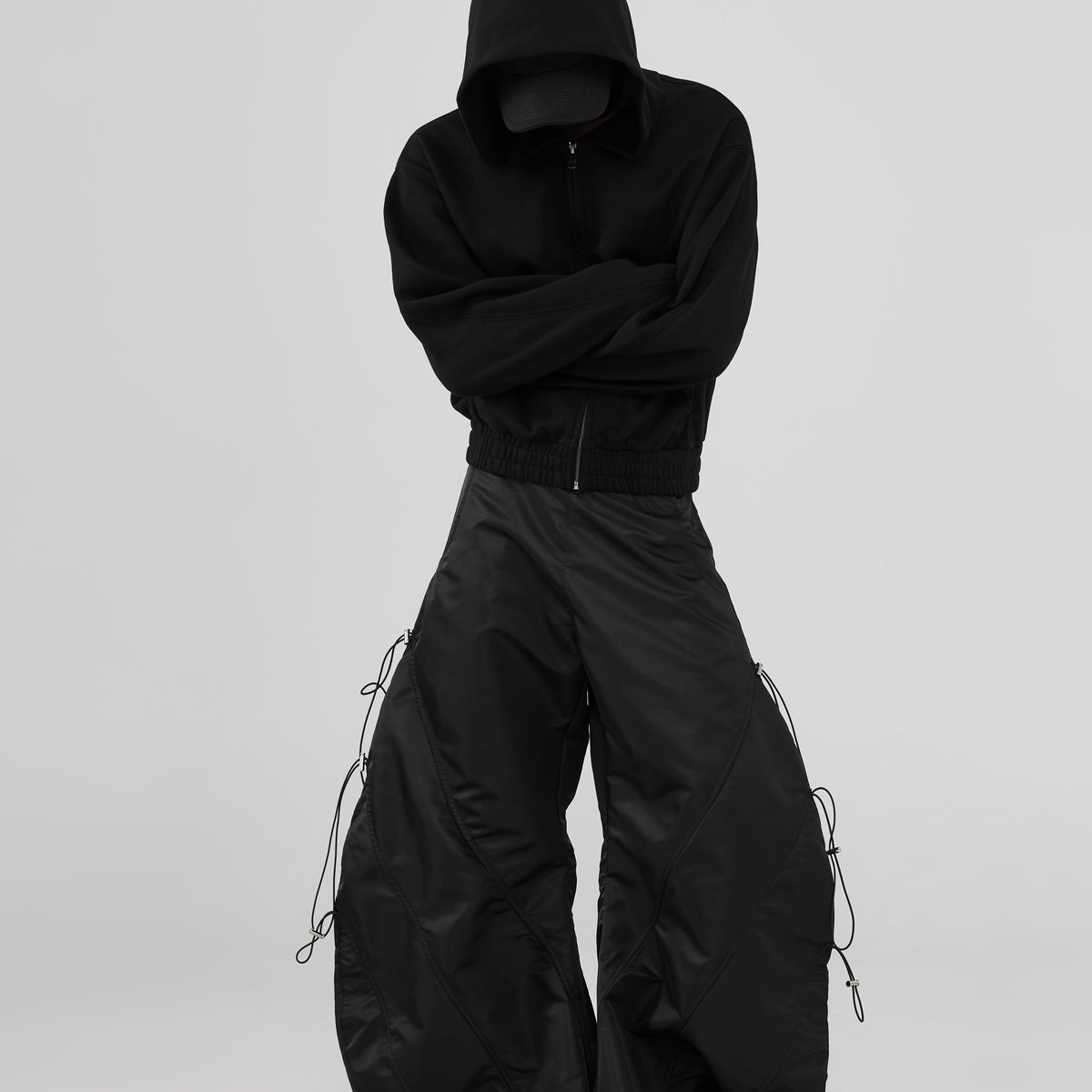 24FW Zip-Up Cropped Hoodie