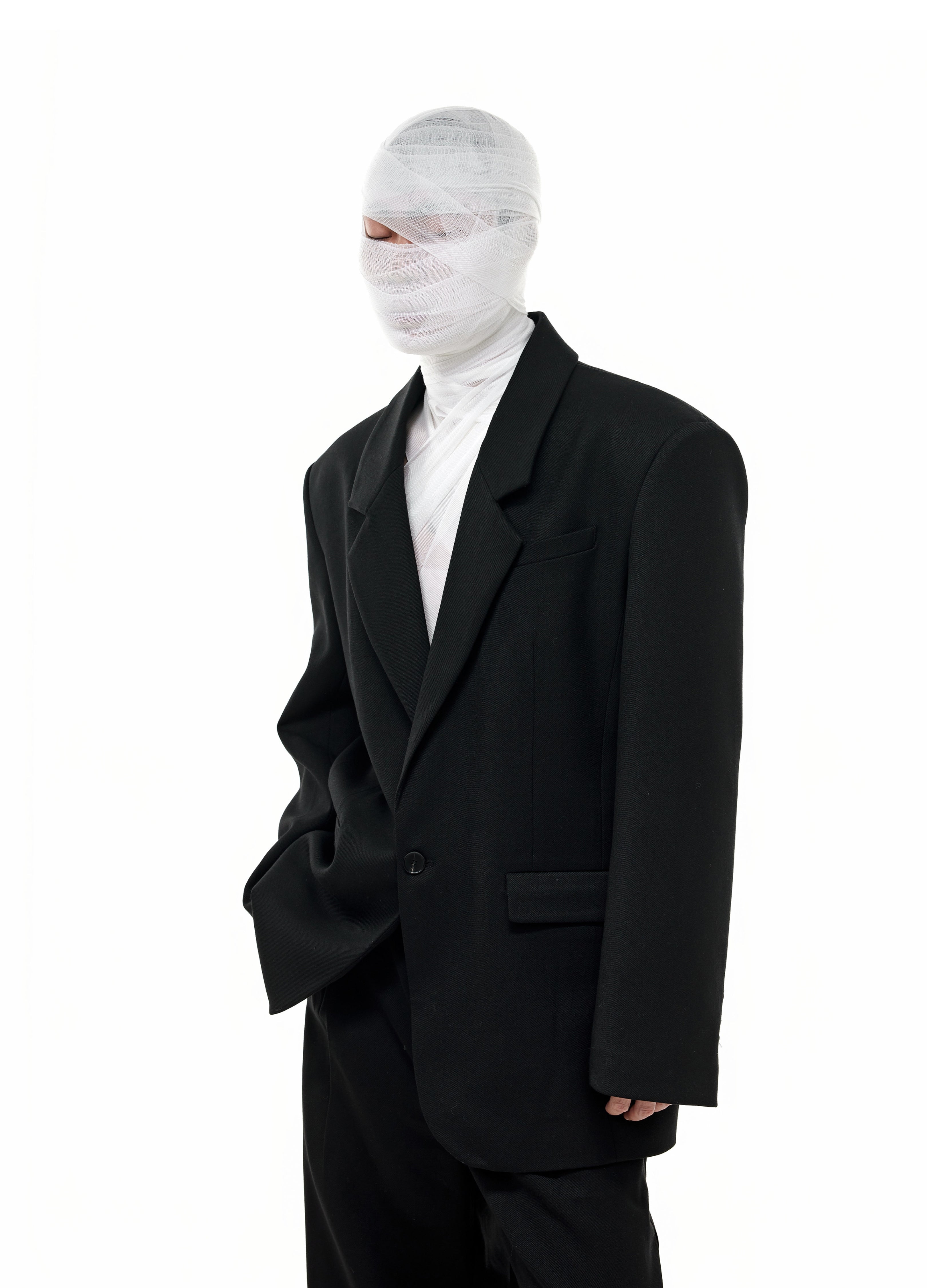TENEBROUS WOOL SUIT