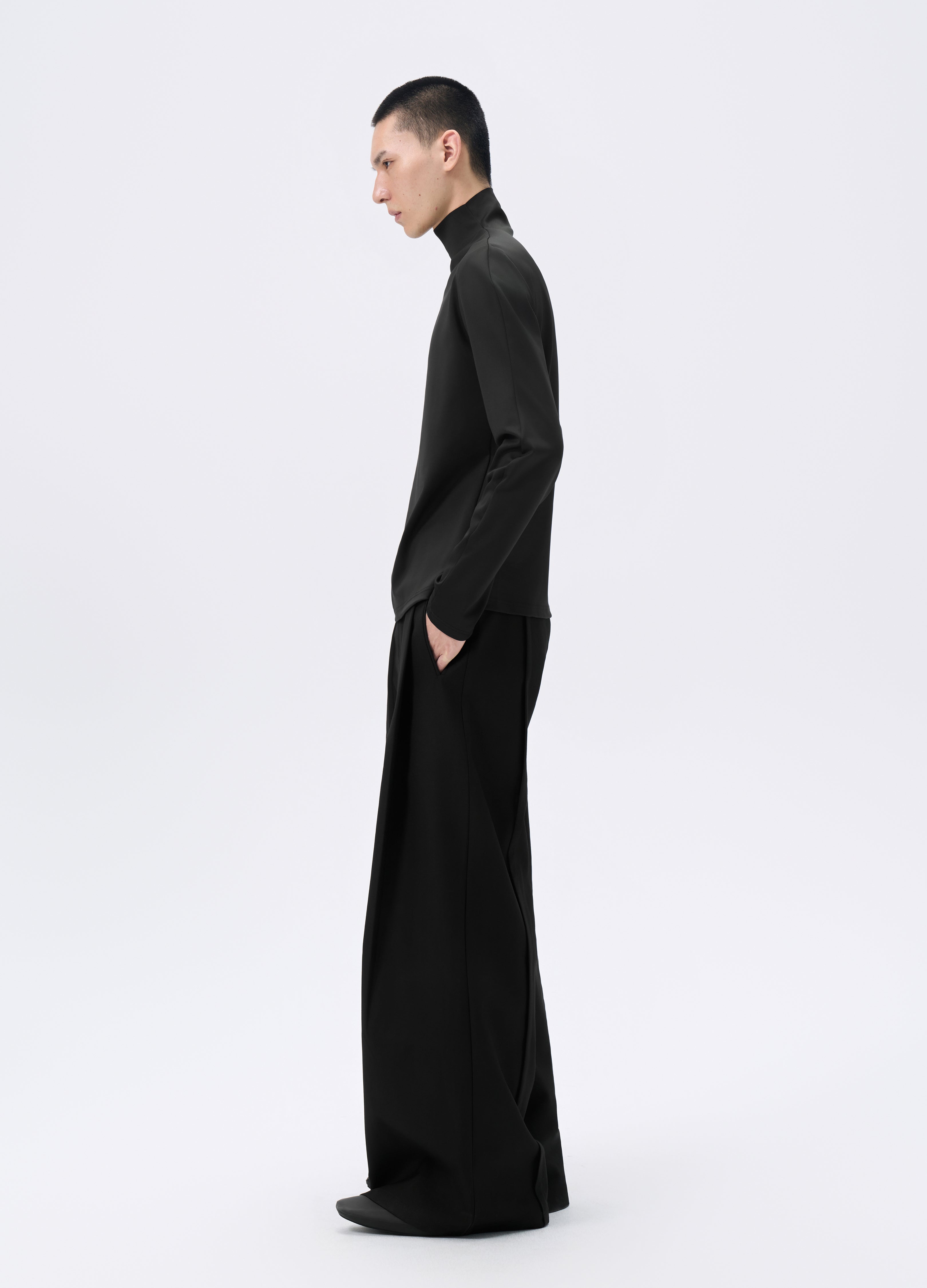 25FW FITTED STREAMLINE HIGH-NECK TEE