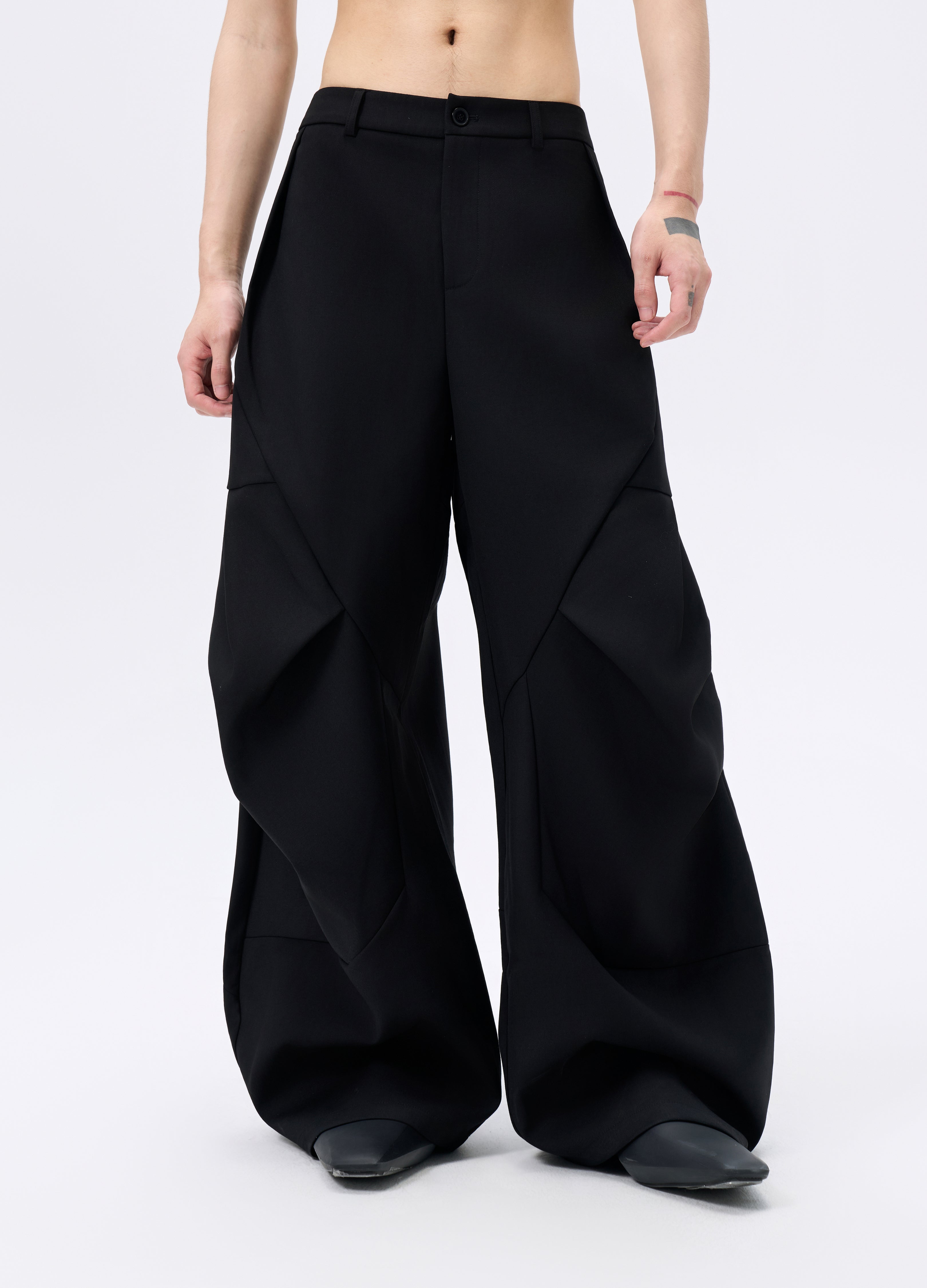 25FW PLEATED SABER CUT TROUSERS