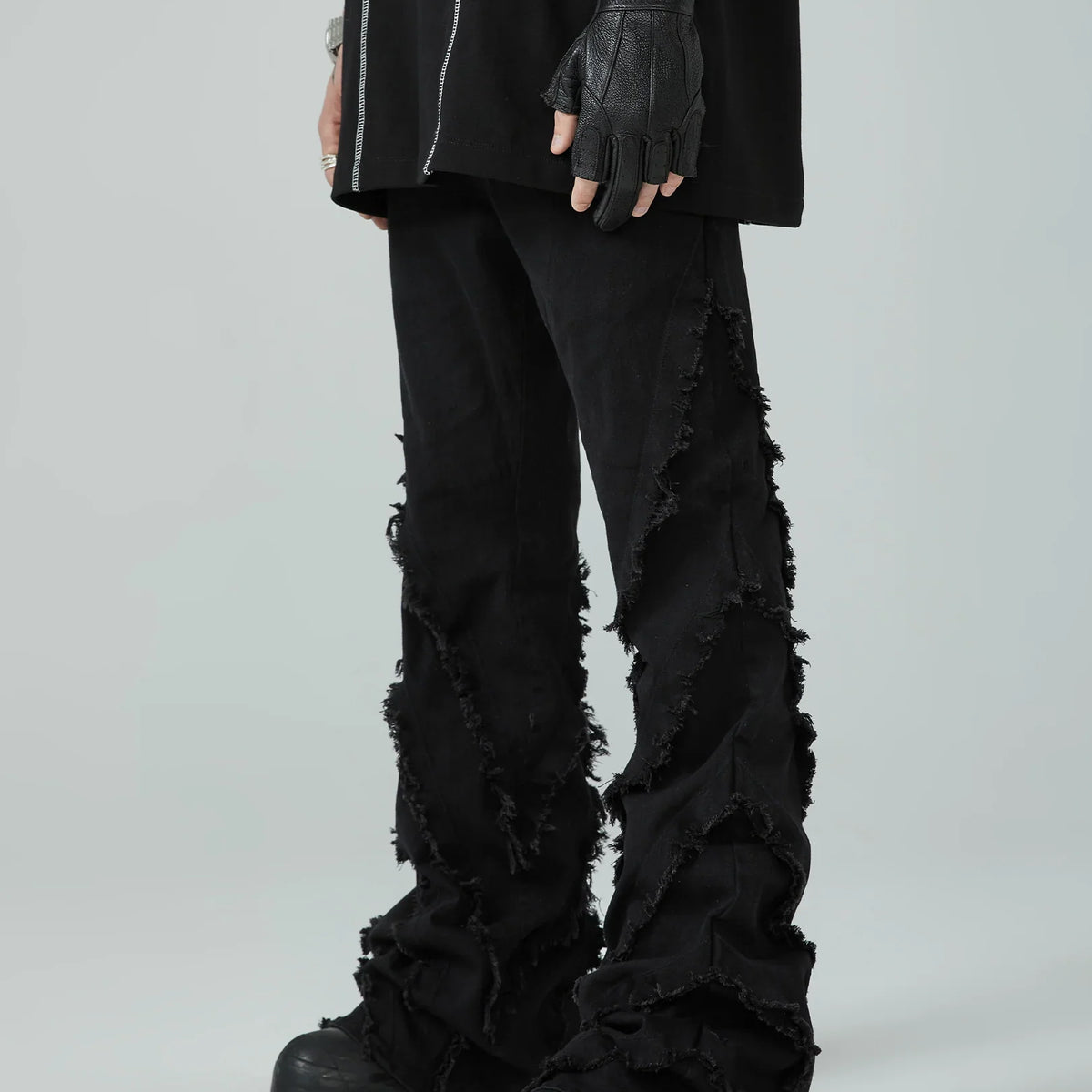 22SS Noir Flare Distressed Denim