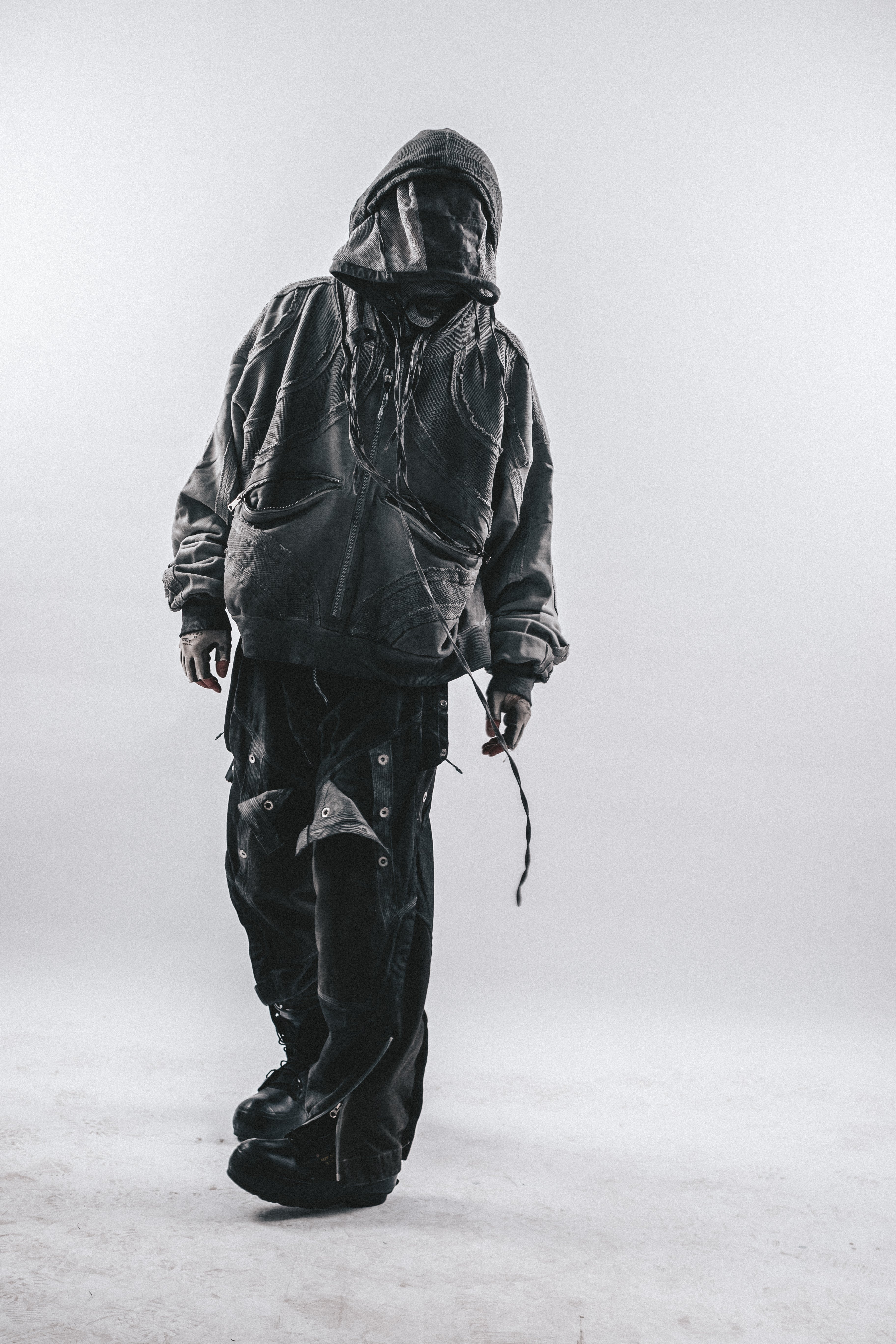 DRKLEI GEOMETRIC ZIP RUIN HOODIE