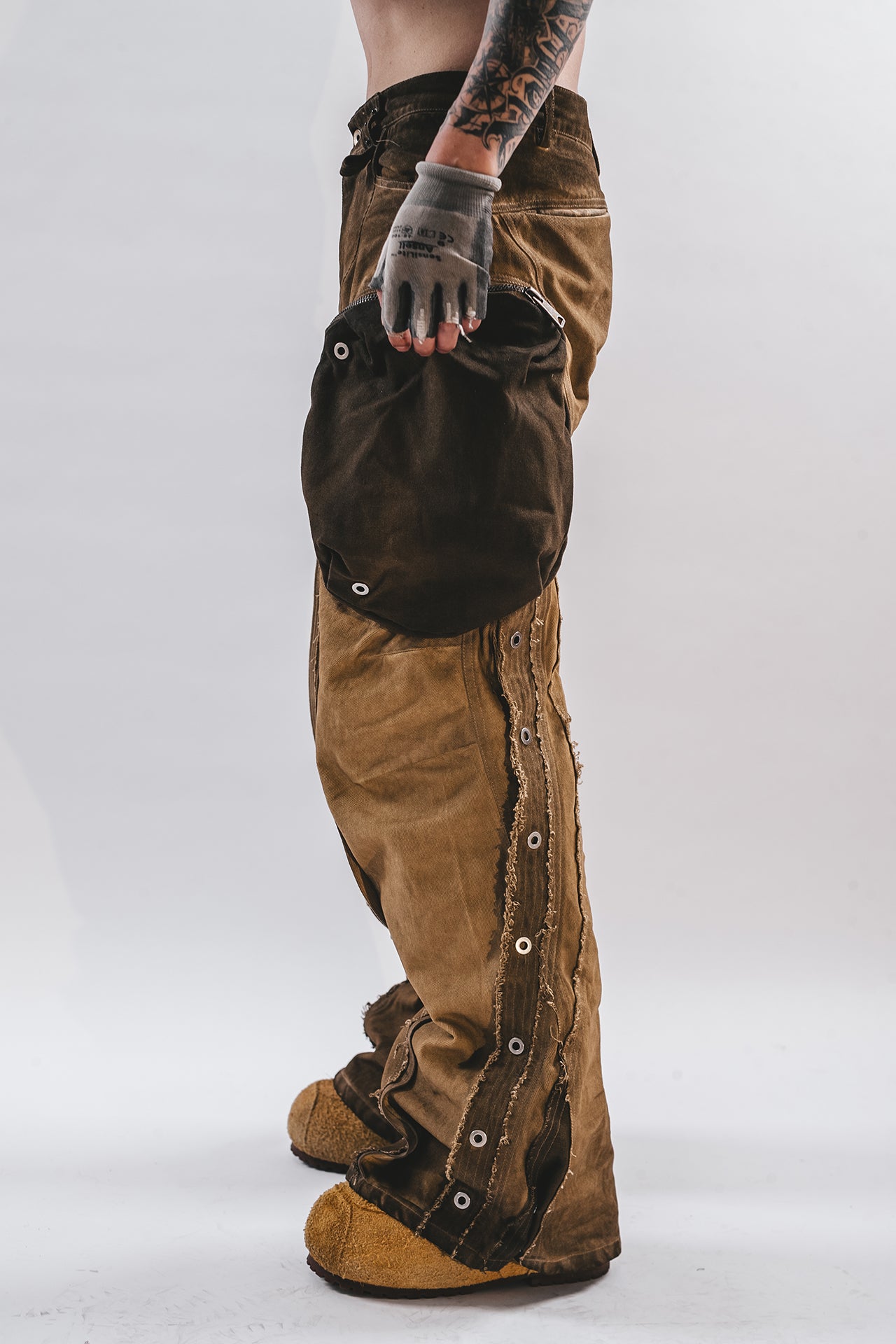 PANTALONI ORION CON BORDO CONSUMATO DRKLEI