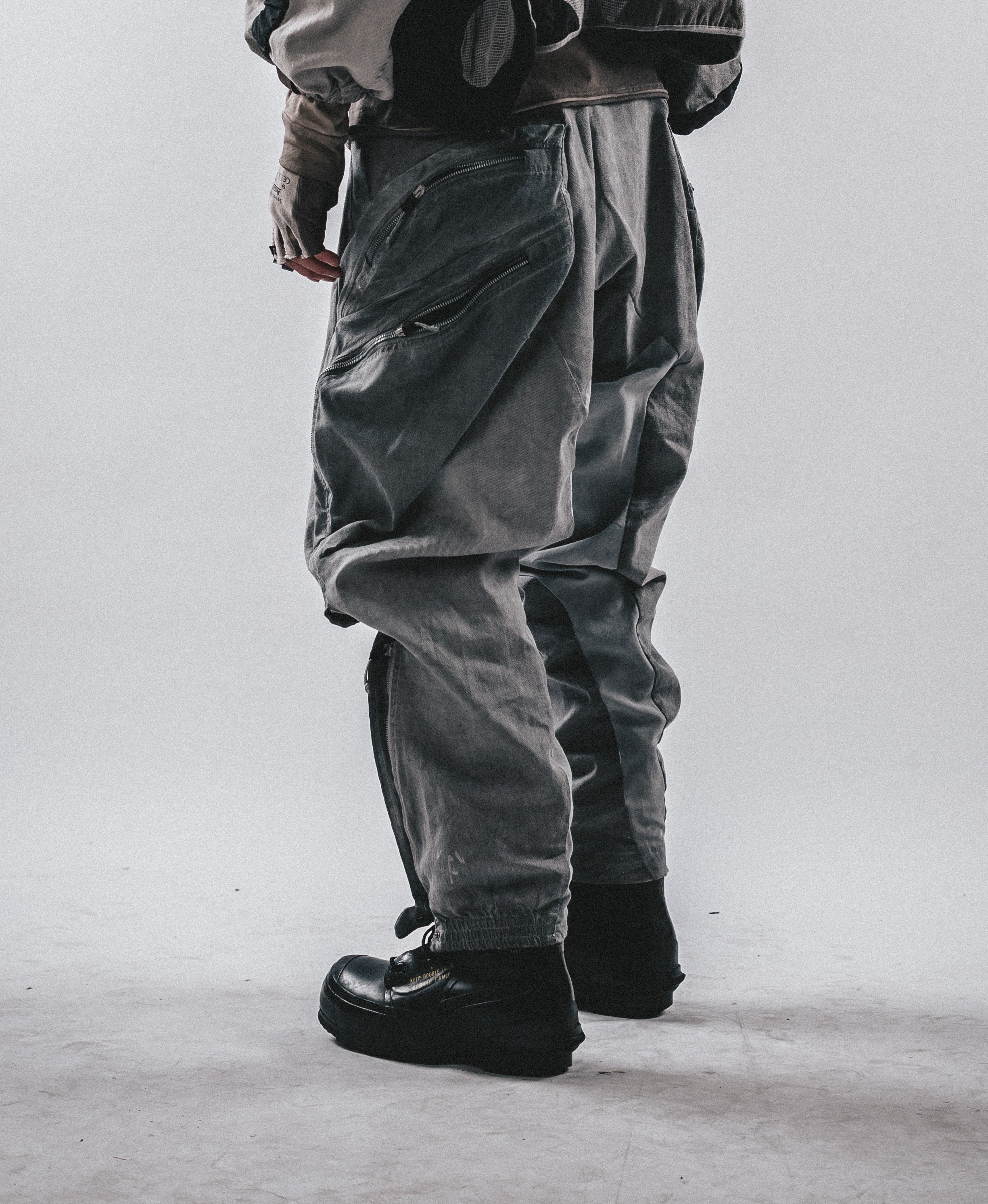 Multi-Pocket Paratrooper Cargo Pants