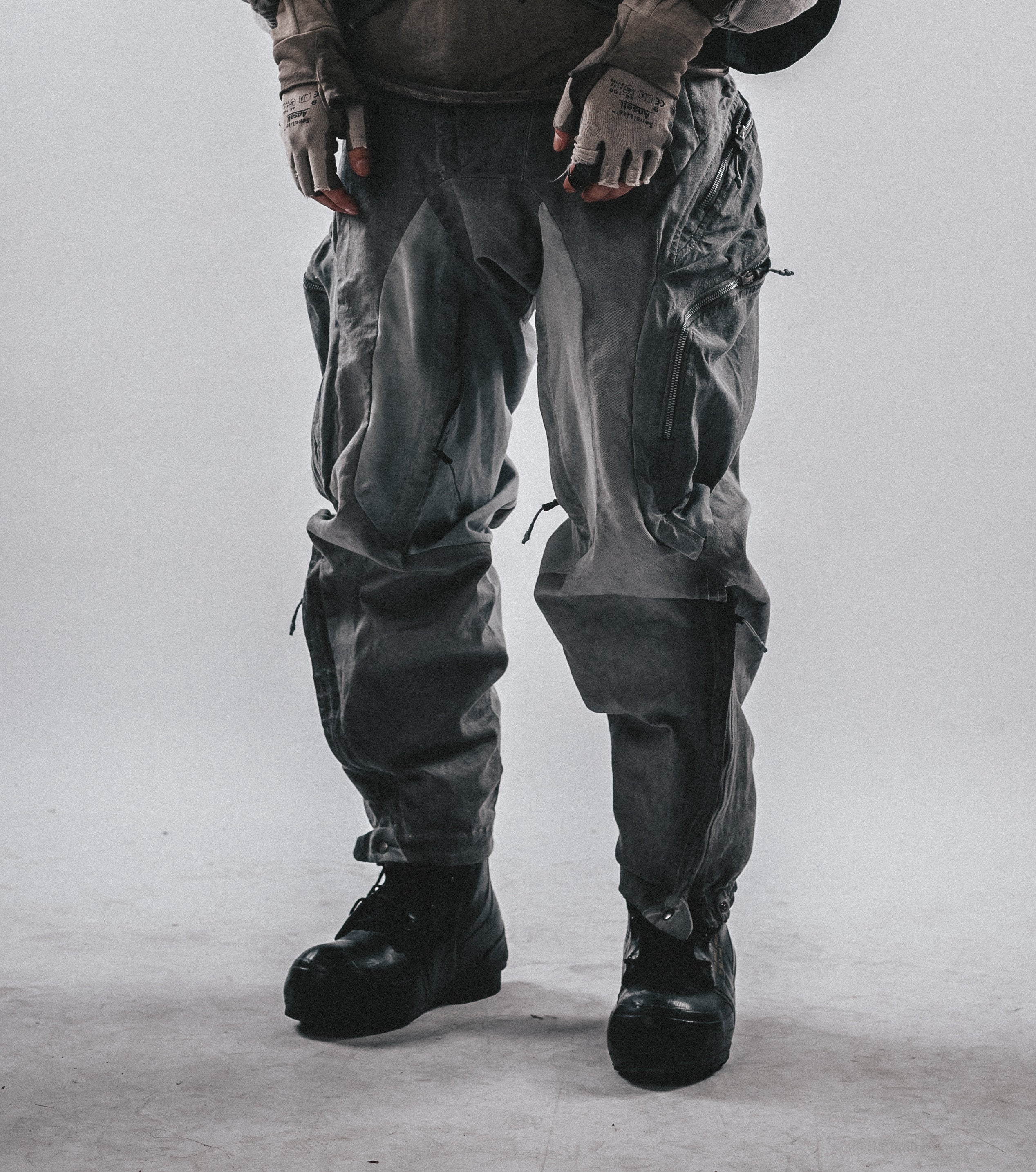 Multi-Pocket Paratrooper Cargo Pants