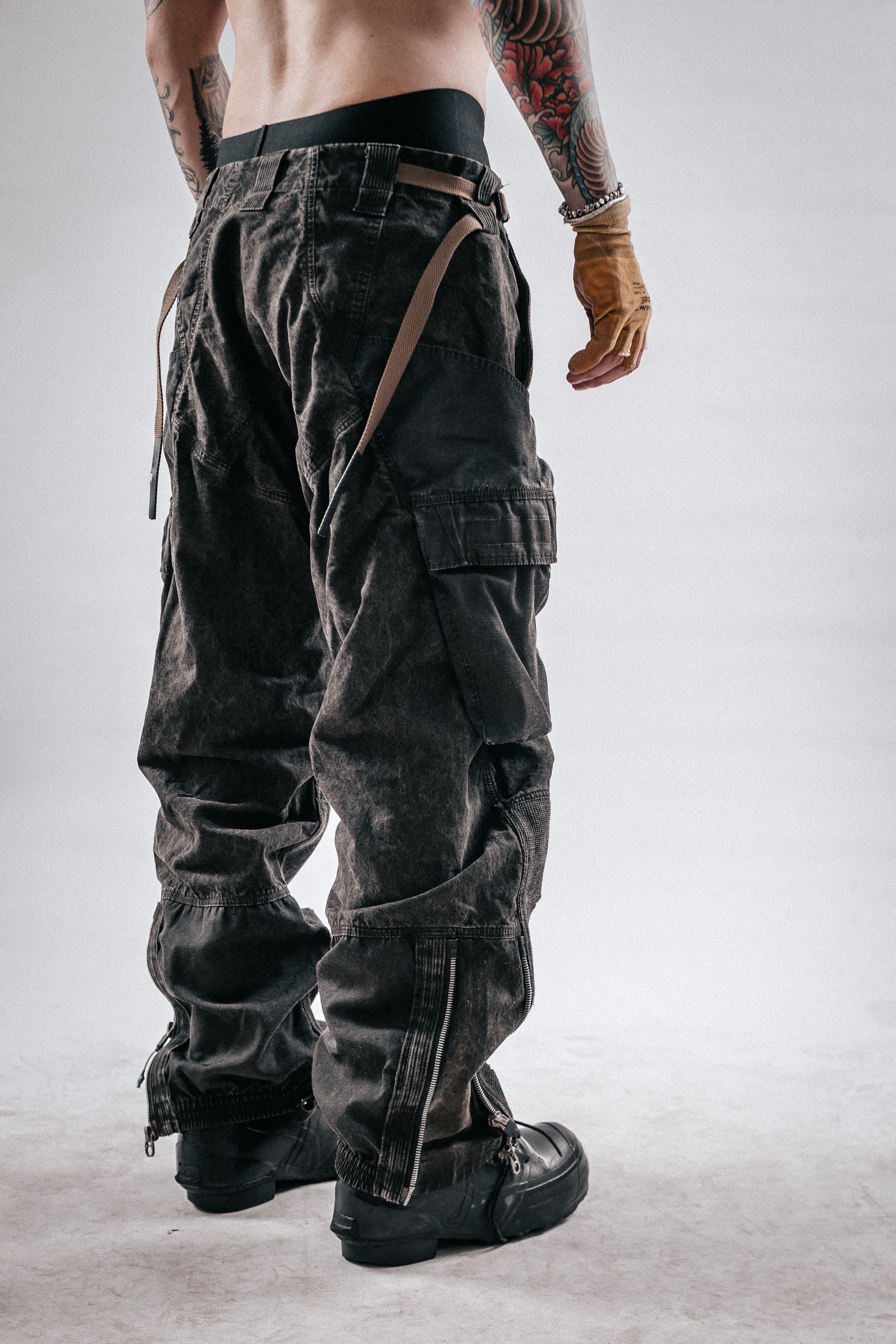 DRKLEI WASTELAND MESH CARGO PANTS